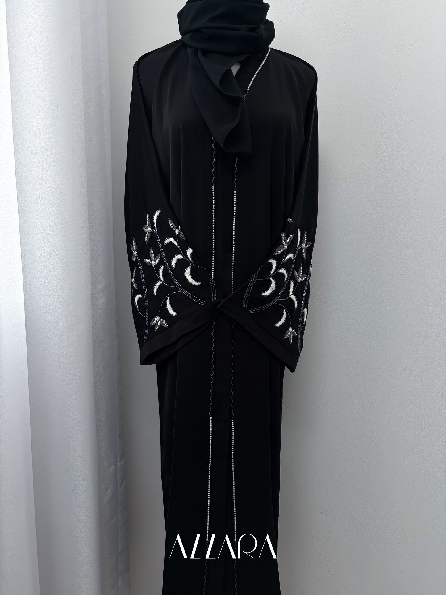Sahara Abaya (D065) - Black handworks abaya