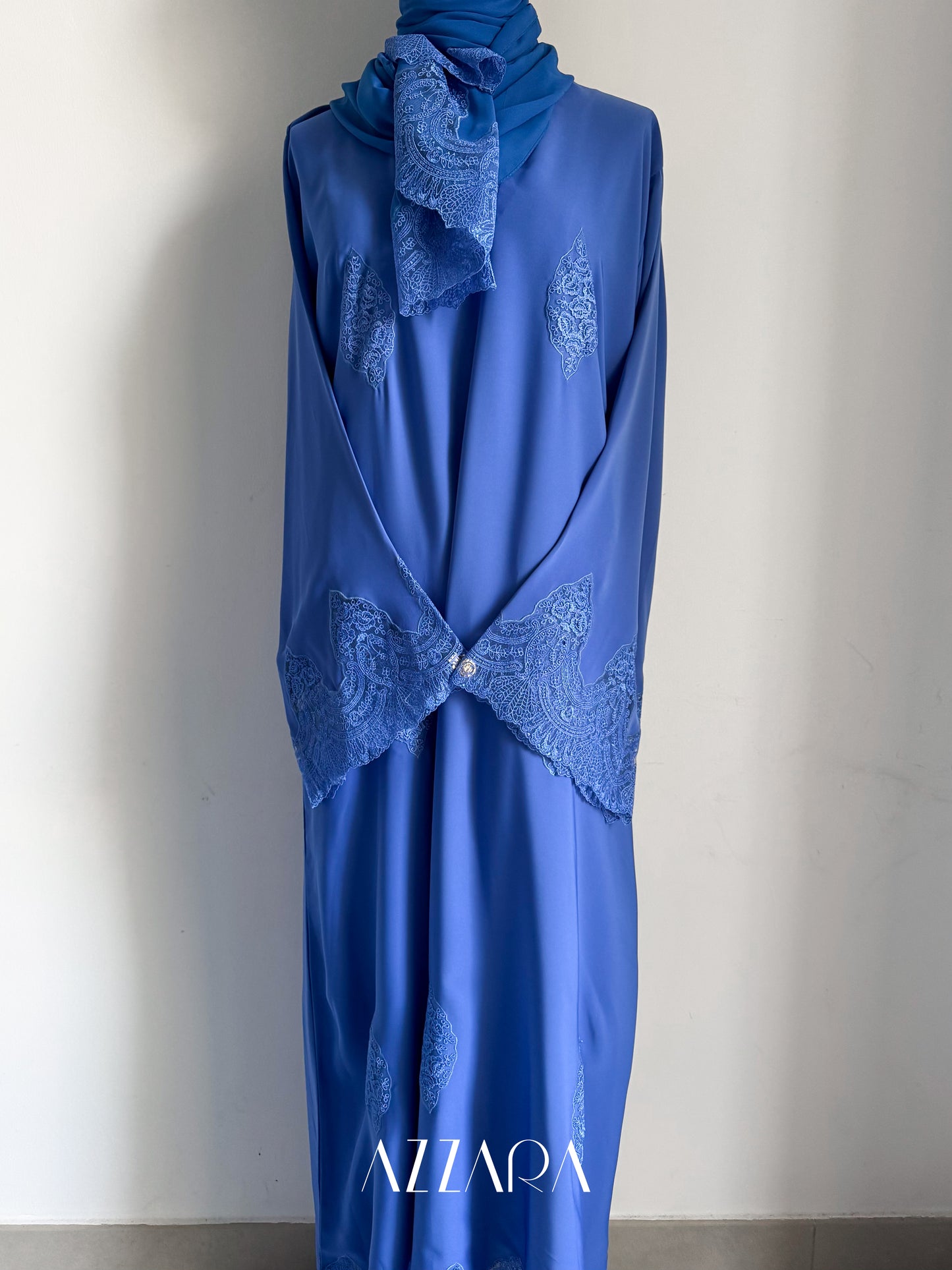 Laces Galore (C031) - Ultramarine Blue