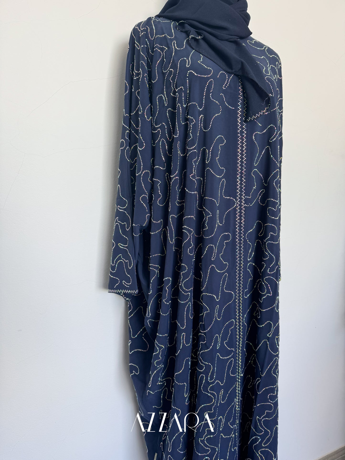 (B039) Crystal Wave in Midnight Blue