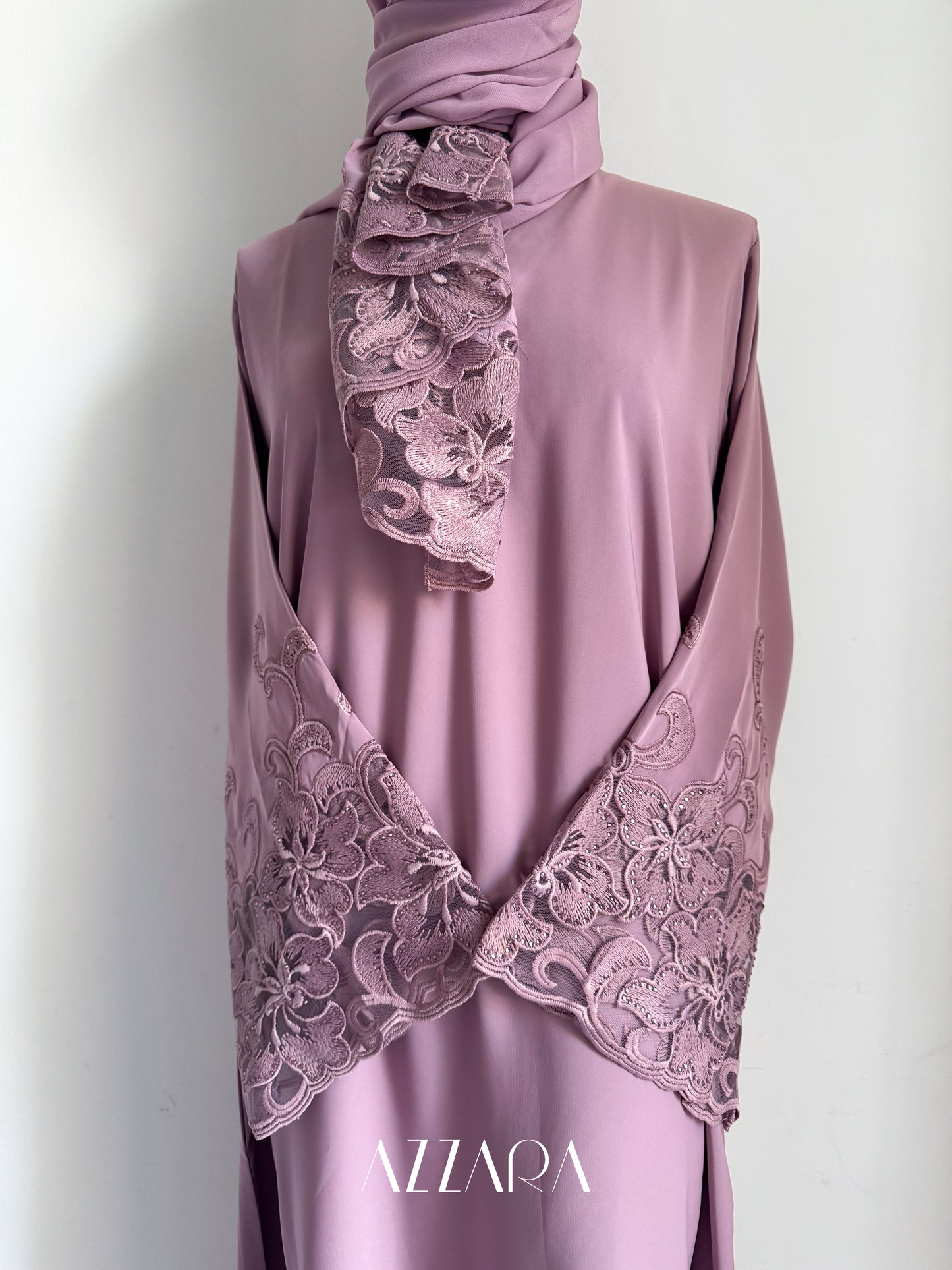 Laces Galore (C013) - Purple Beads