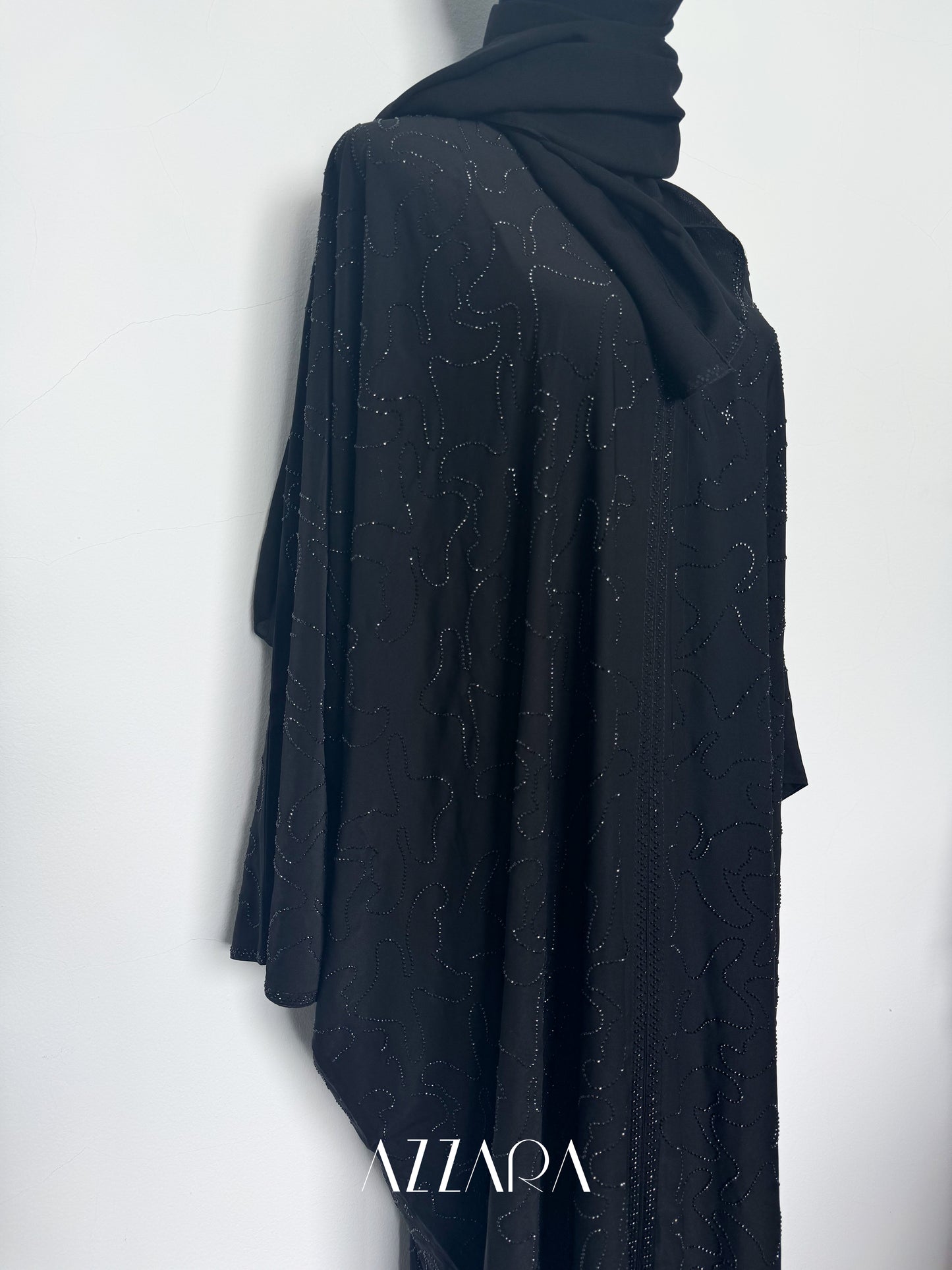(B019) Crystal Wave in Midnight Noir