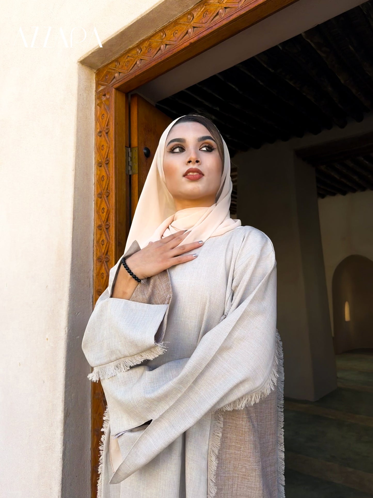 (F005) Madina - Comfort with Two Toned Frayed Sleeves