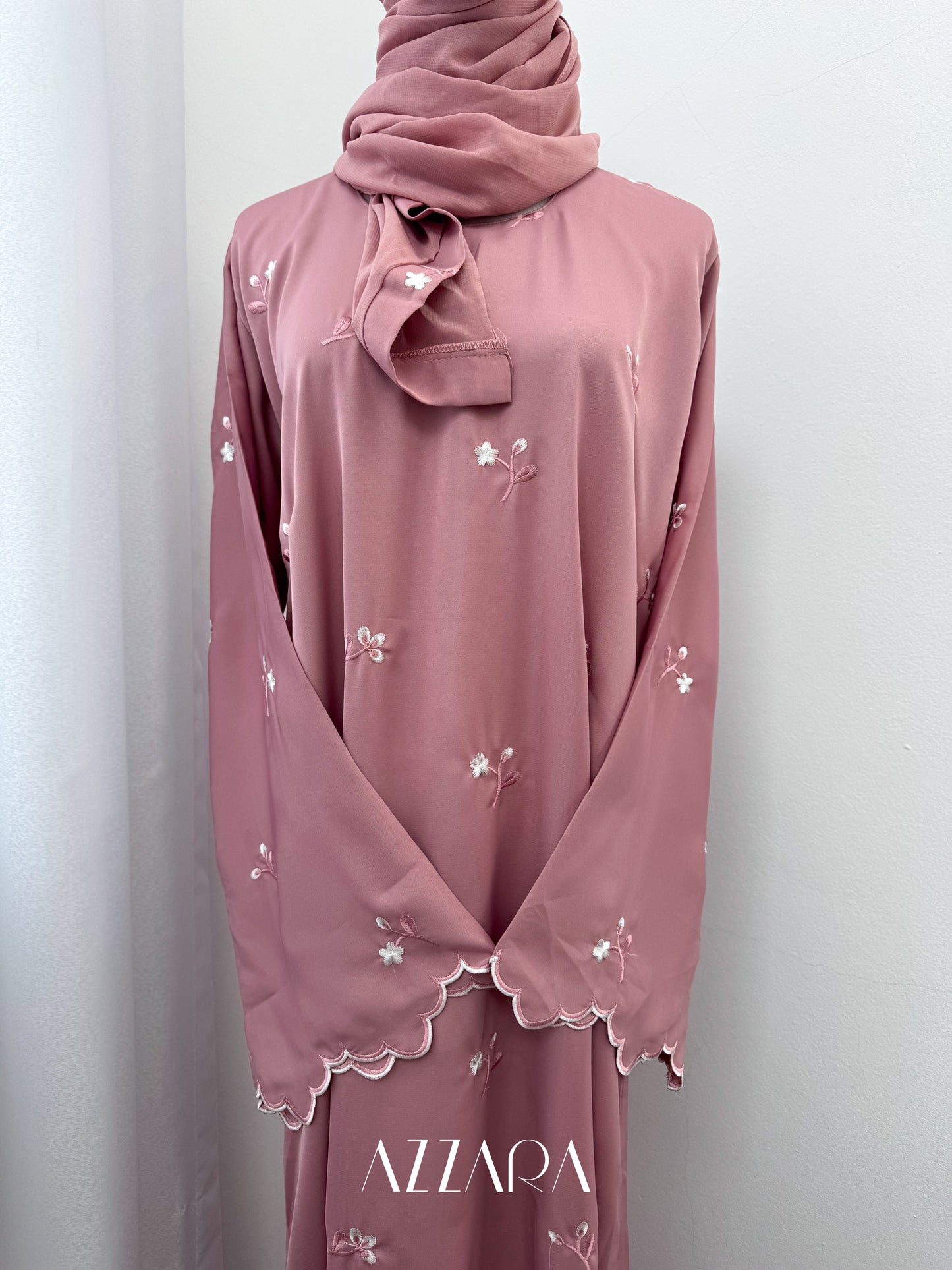 (G028) Syawal Abaya - Patching Mini Flowers in Pink