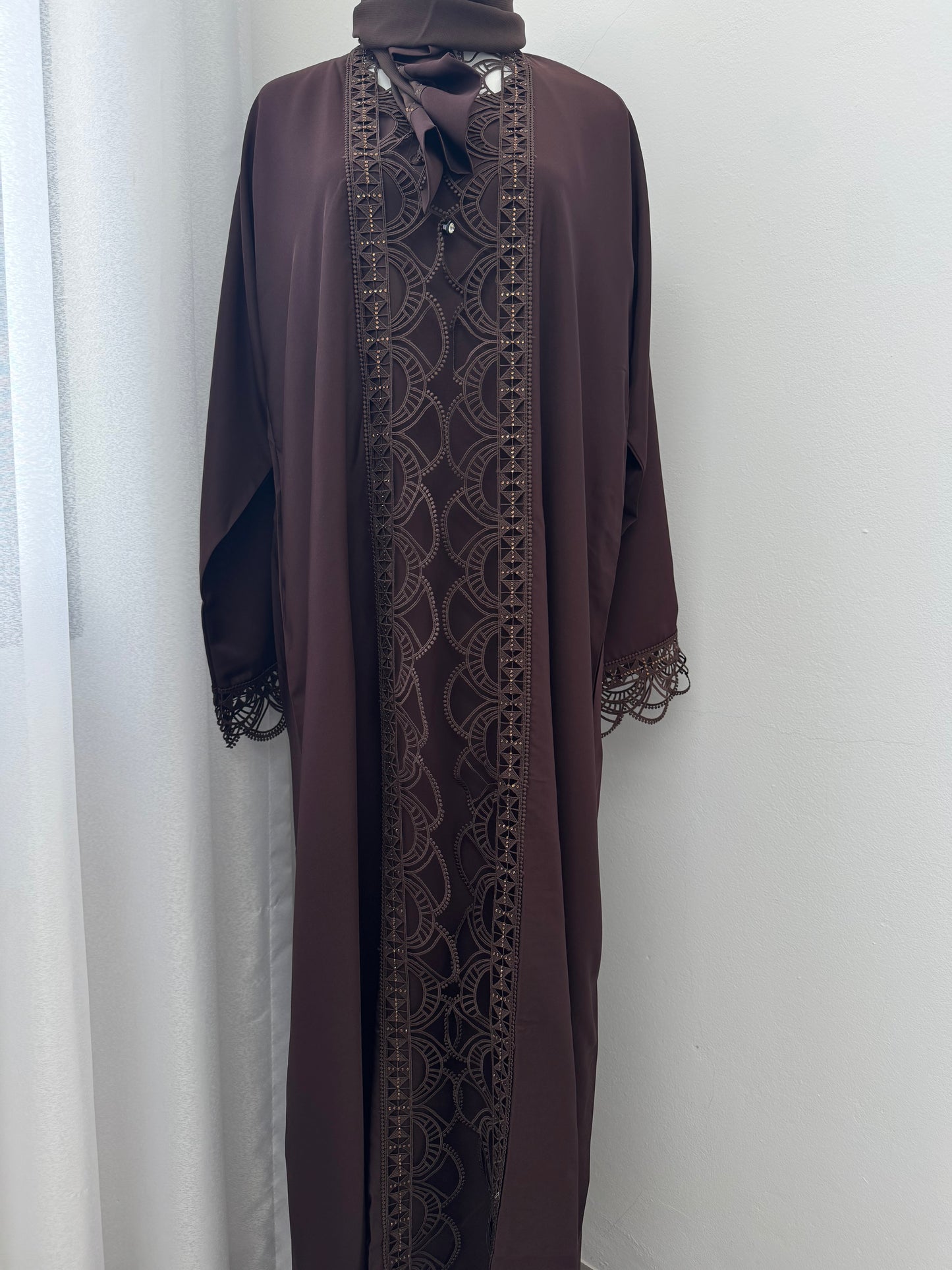 (G018) Syawal Abaya - Majestic Lace in Rich Brown