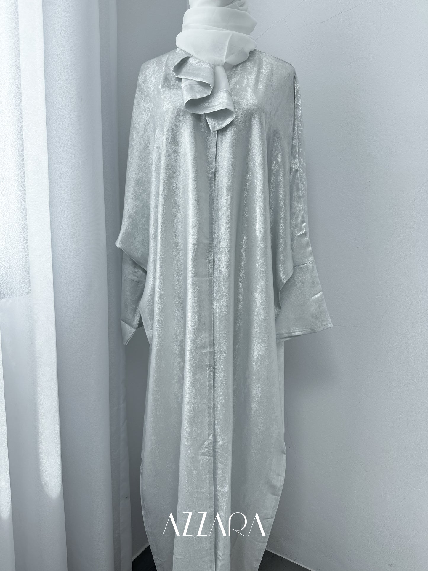Sahara Abaya (D044) - Pure White Shimmer Batwing