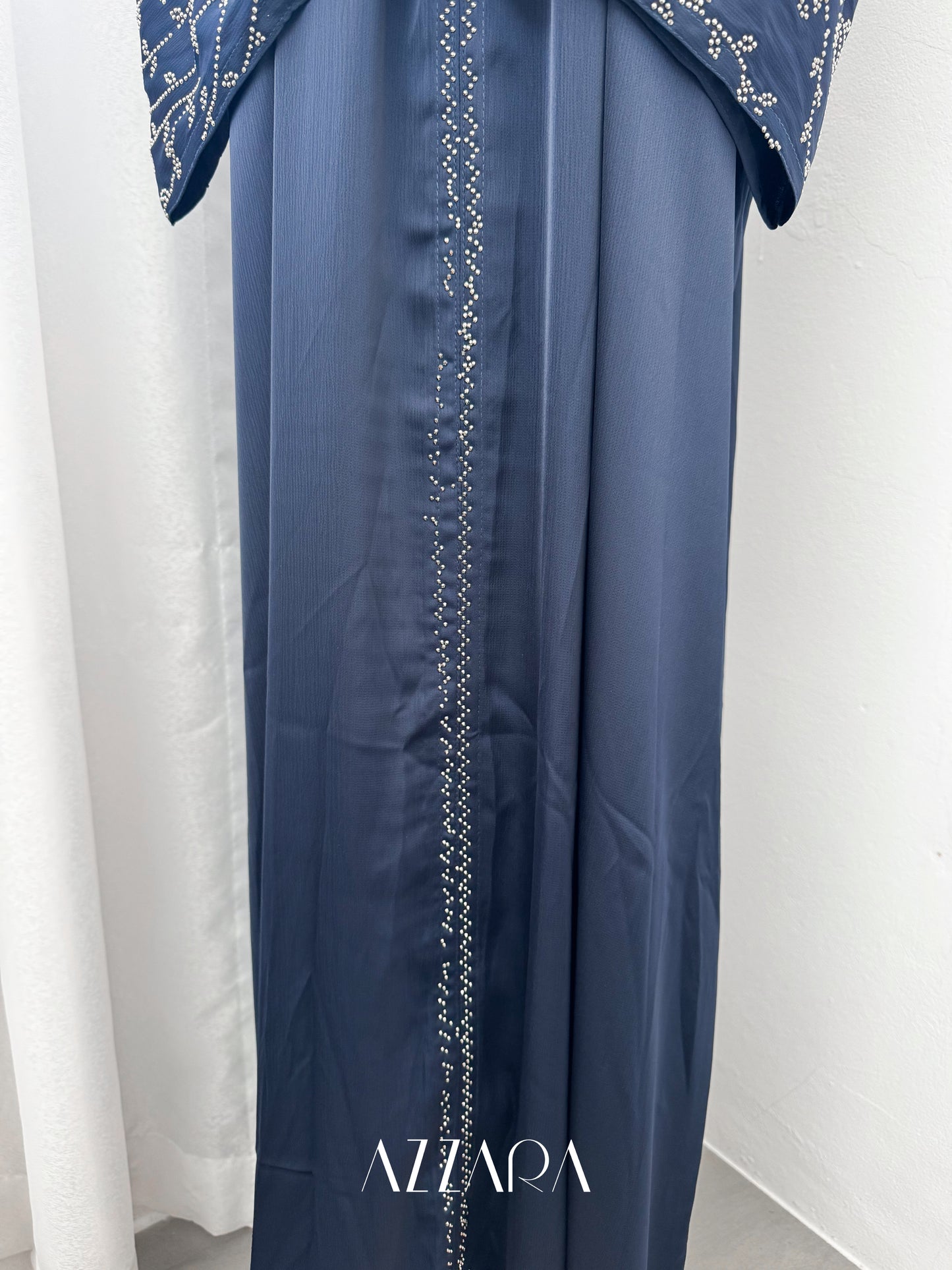 (G011) Syawal Crystals - Midnight Blue Crystal Veil (Defect)