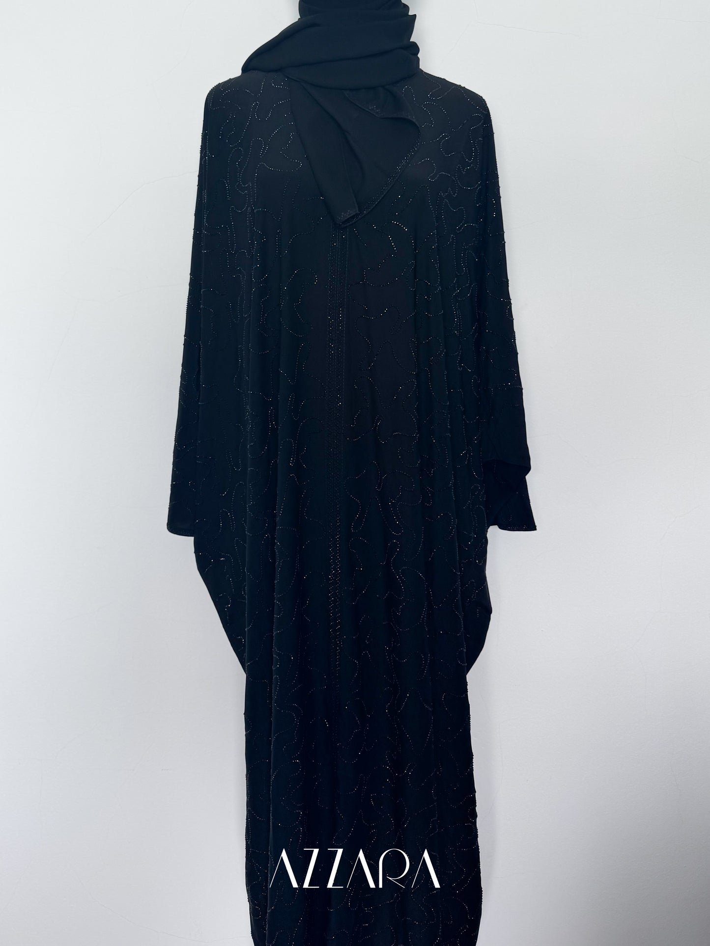 (B019) Crystal Wave in Midnight Noir