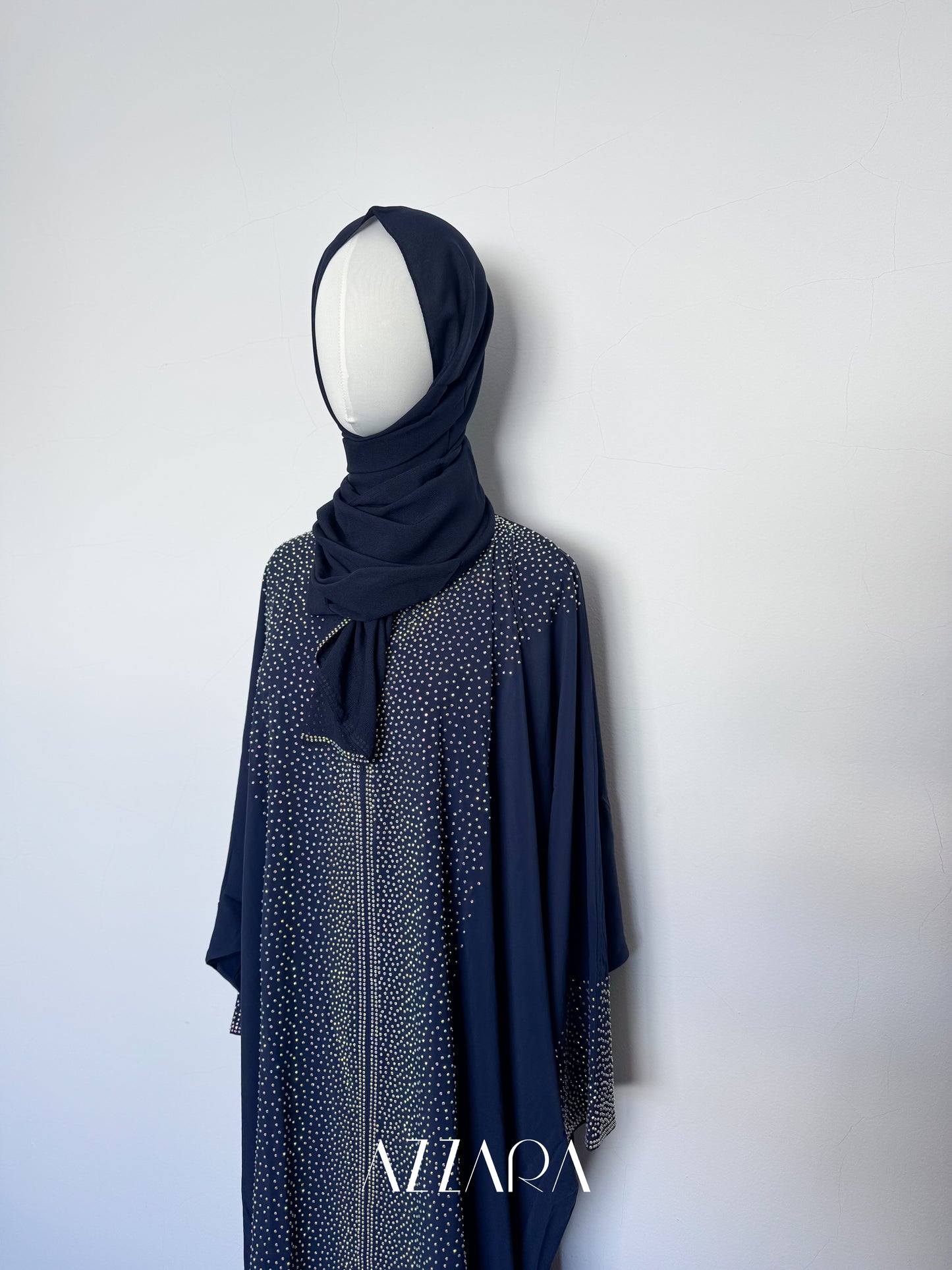 (B043) Straight Crystals Luxe in Midnight Blue