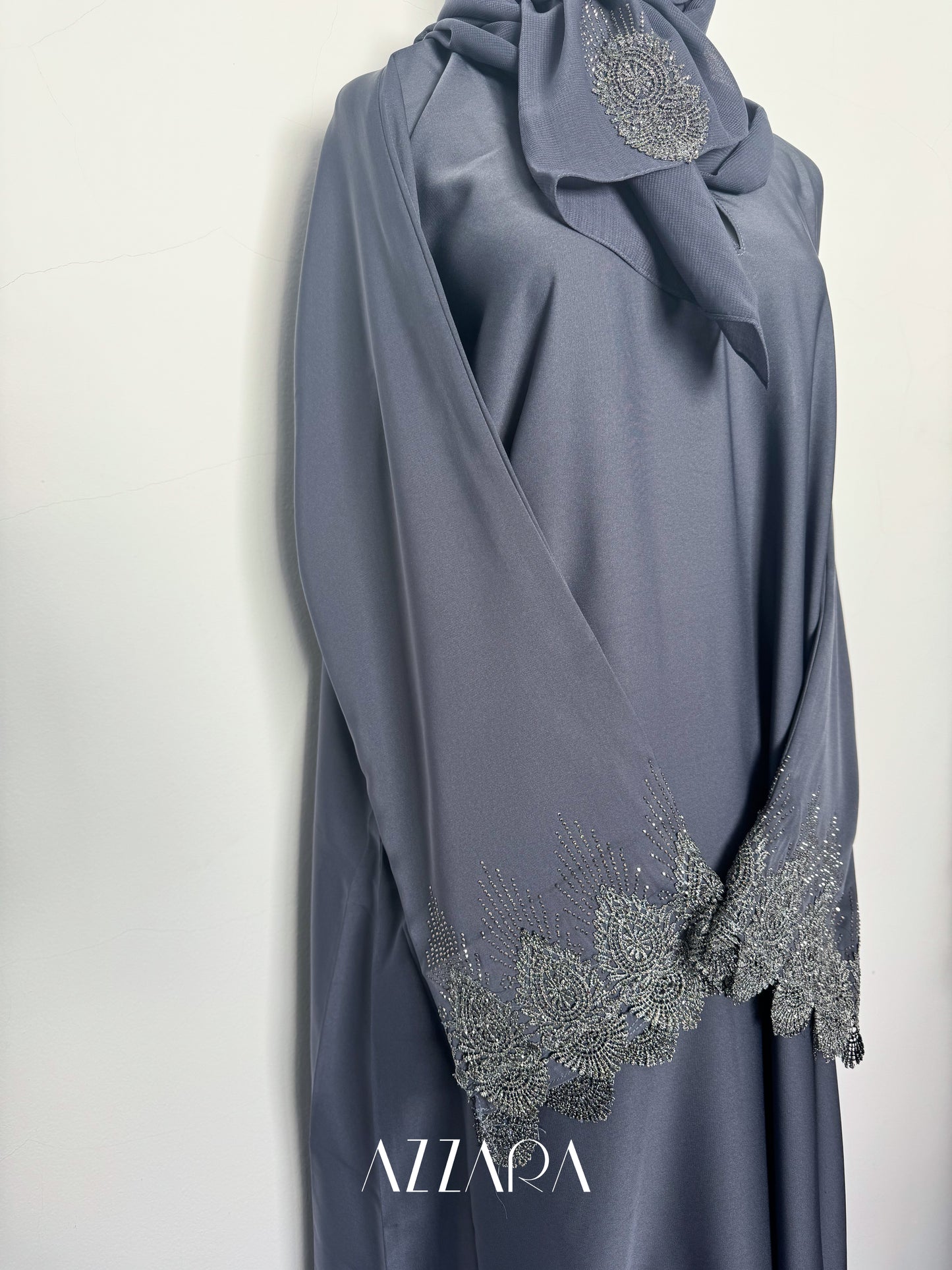 Laces Galore (C047) - Dark Gray