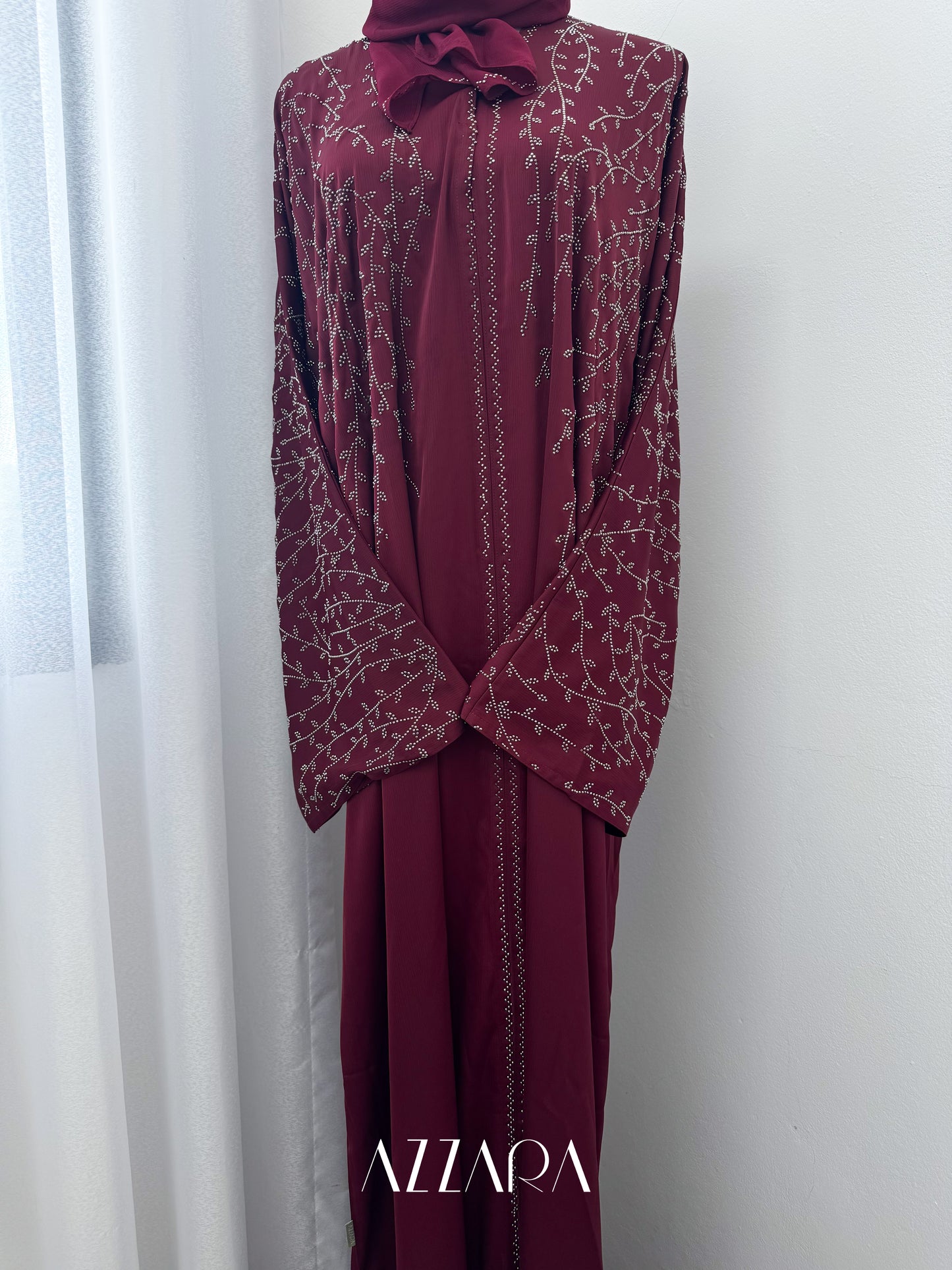 (G033) Crystal Veil in Burnt Maroon