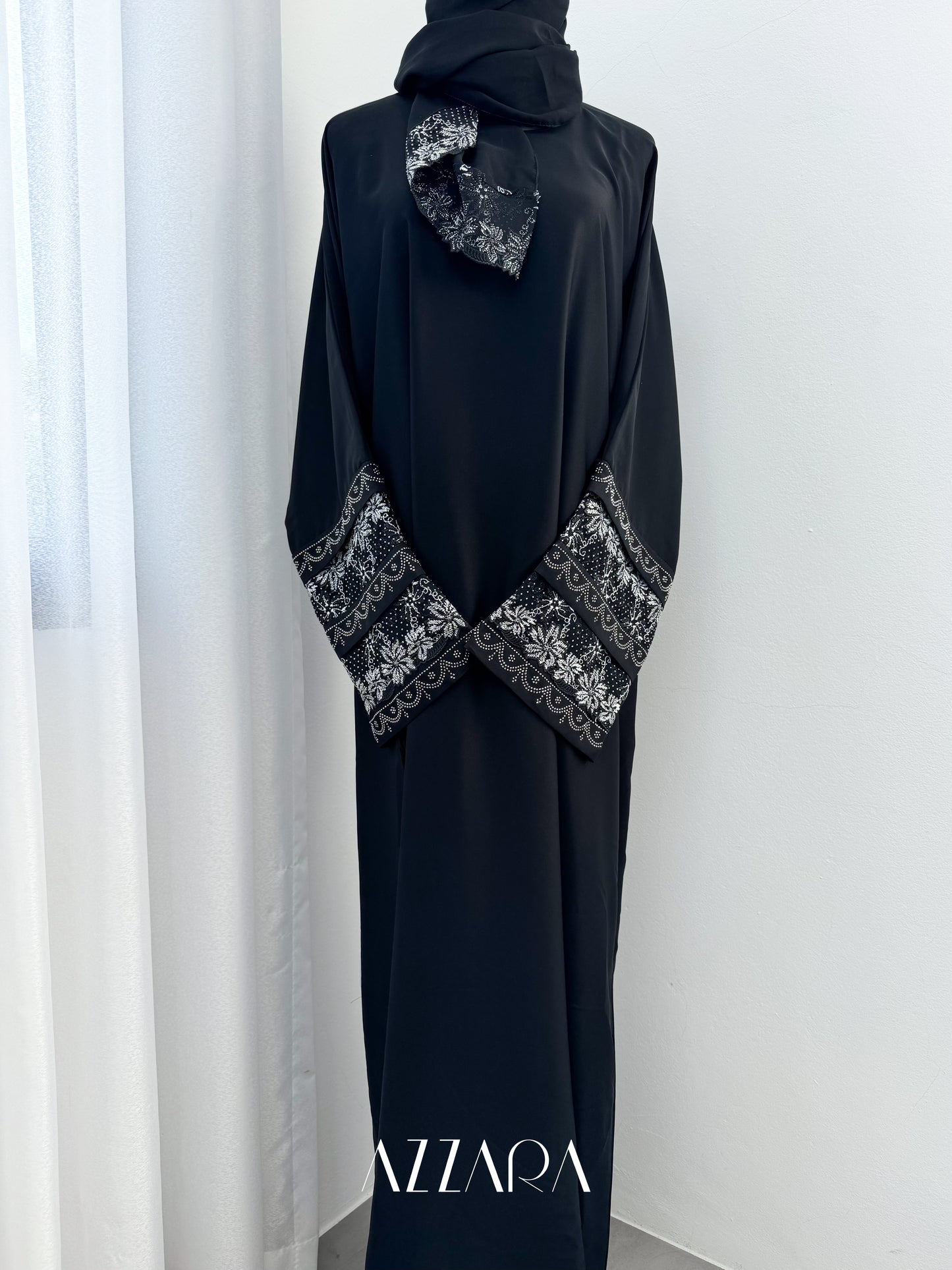 (G013) Syawal Abaya - Layered Laces in Black