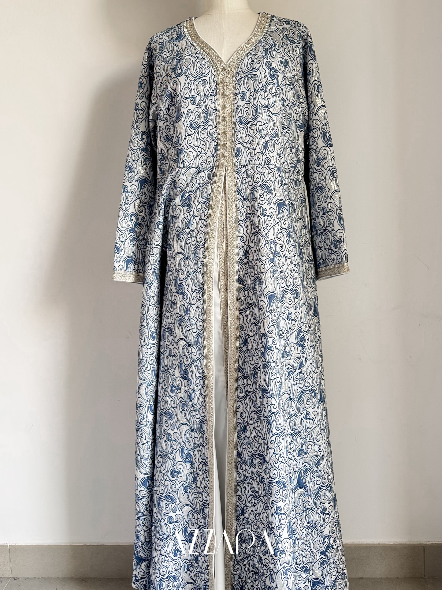 (B008) Marrakech Majesty in Blue