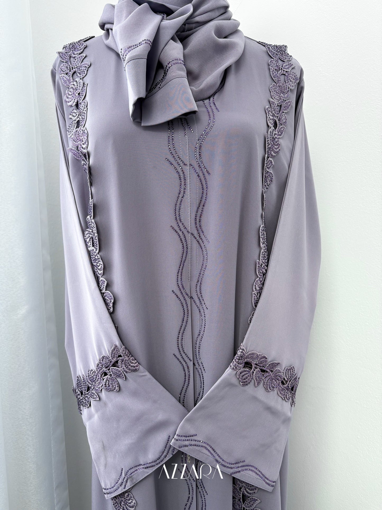 Sahara Abaya (D075) - Purple Beads