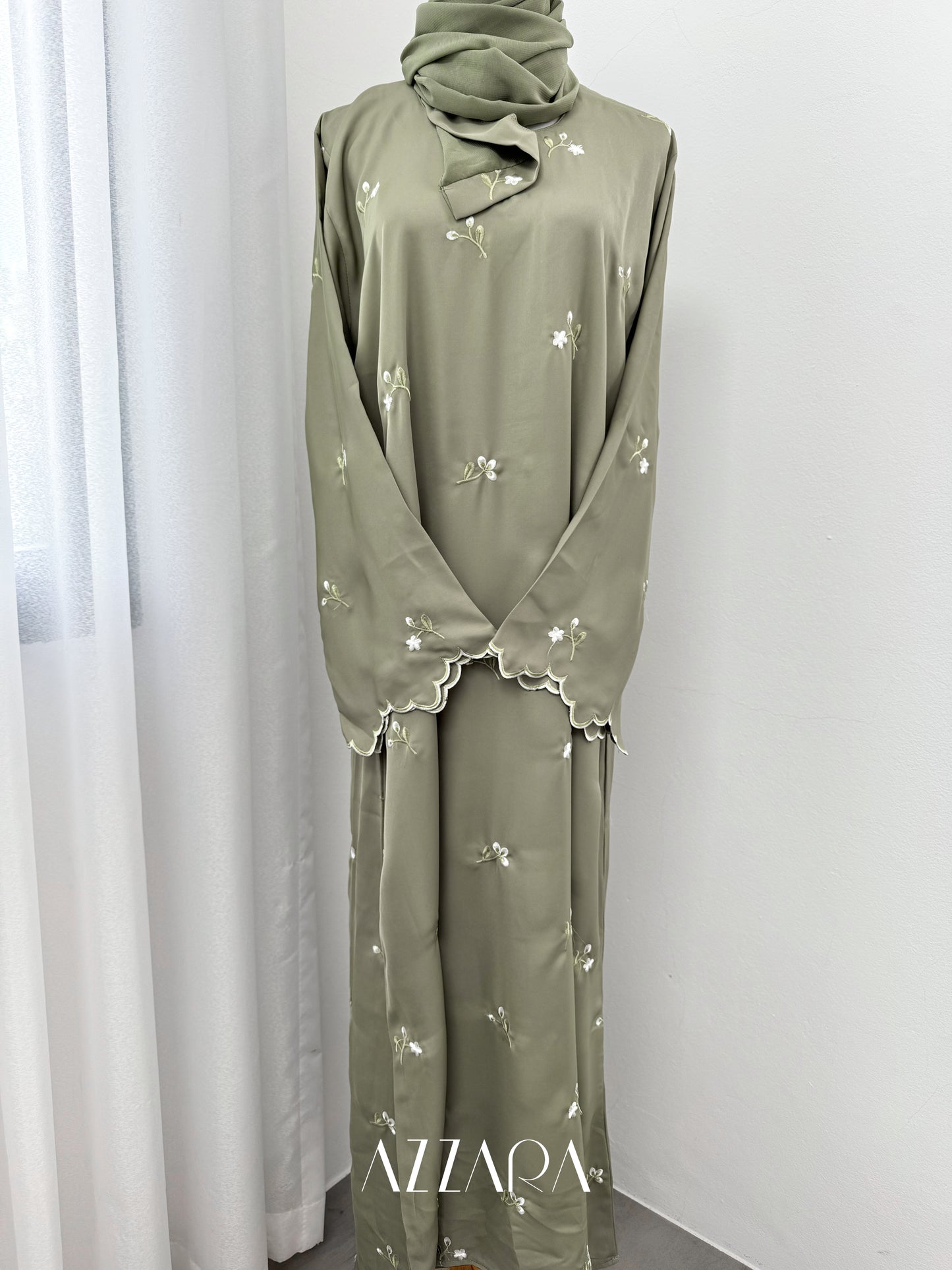 (G029) Syawal Abaya - Patching Mini Flowers in Green