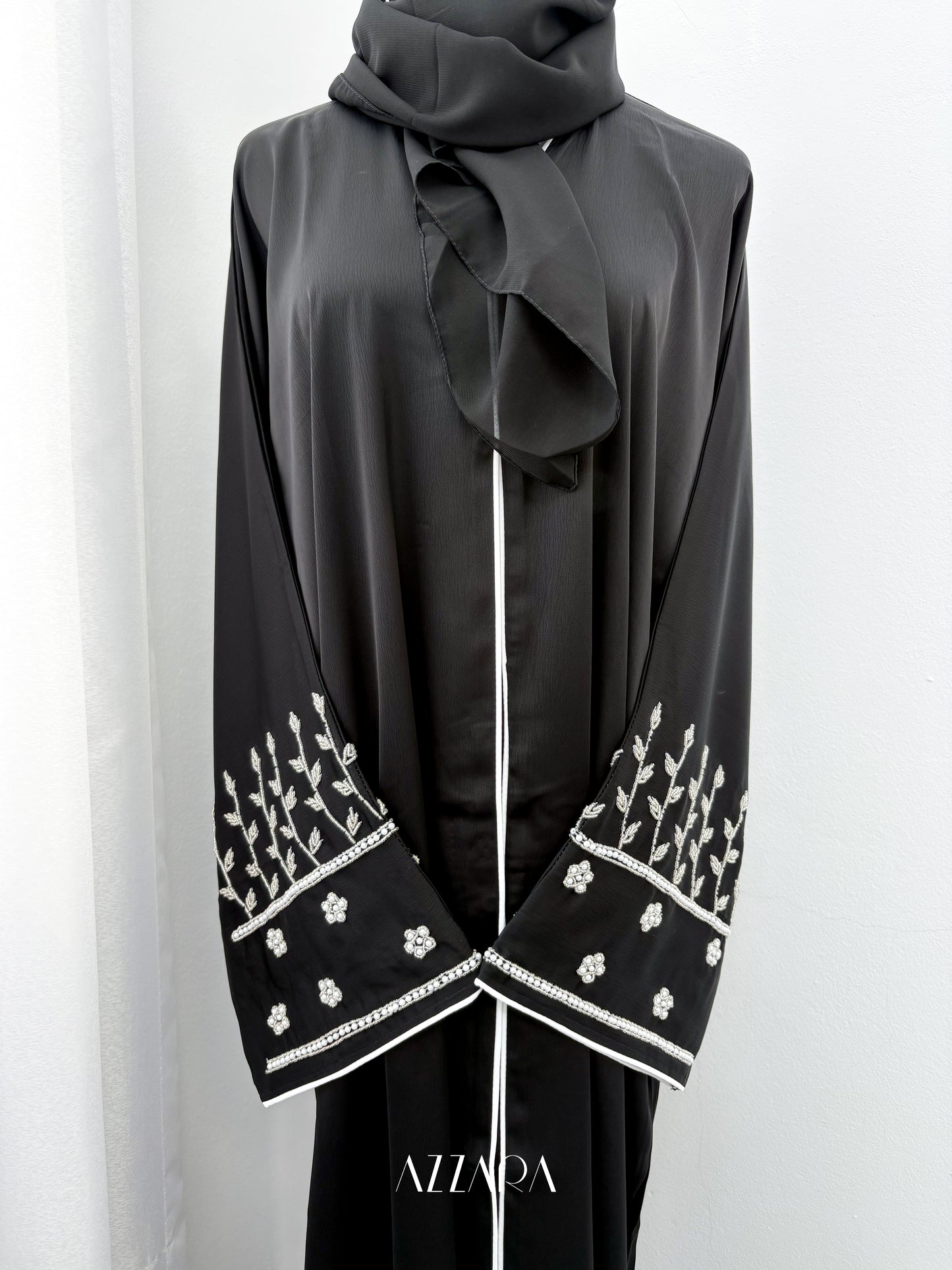 Sahara Abaya (D068) - Handworks Abaya (Black)