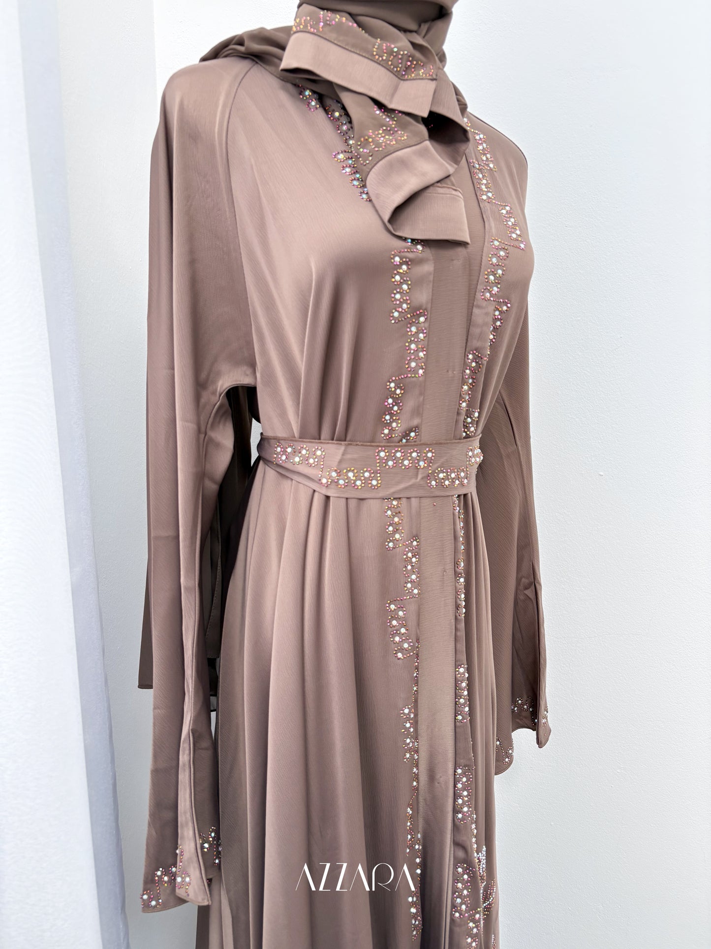 Sahara Abaya (D085) - Chocolate Princess Cutting