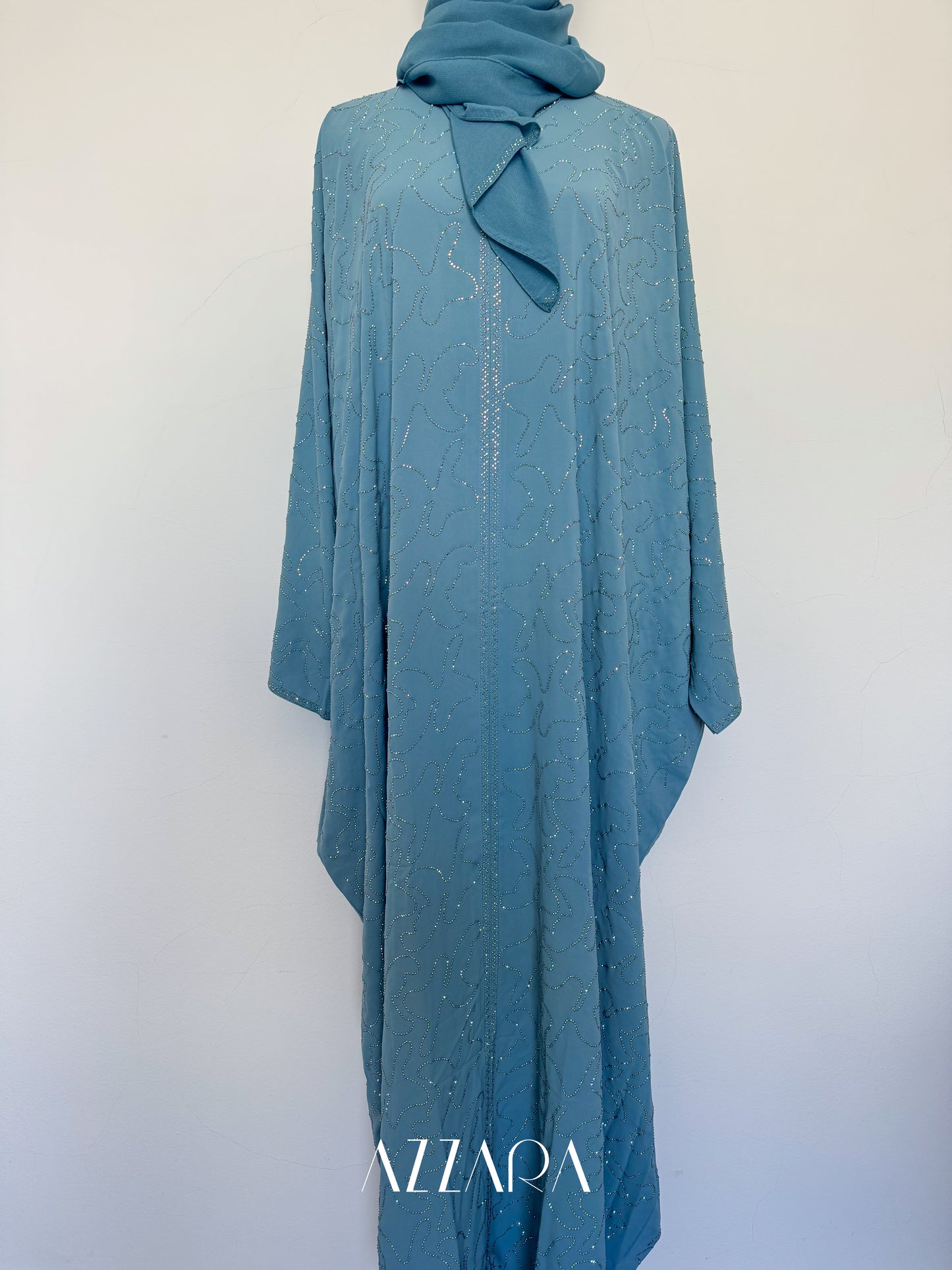 (B038) Crystal Wave in Capri Blue