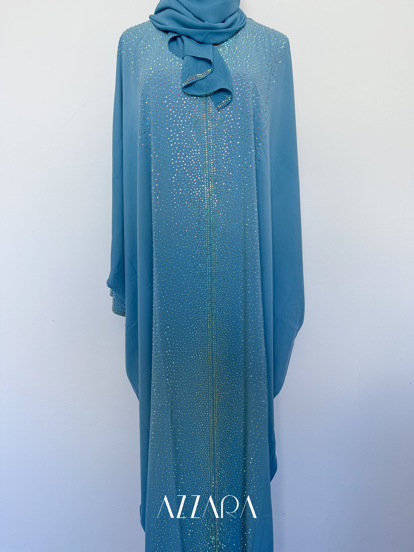 (B041) Straight Crystals Luxe in Capri Blue