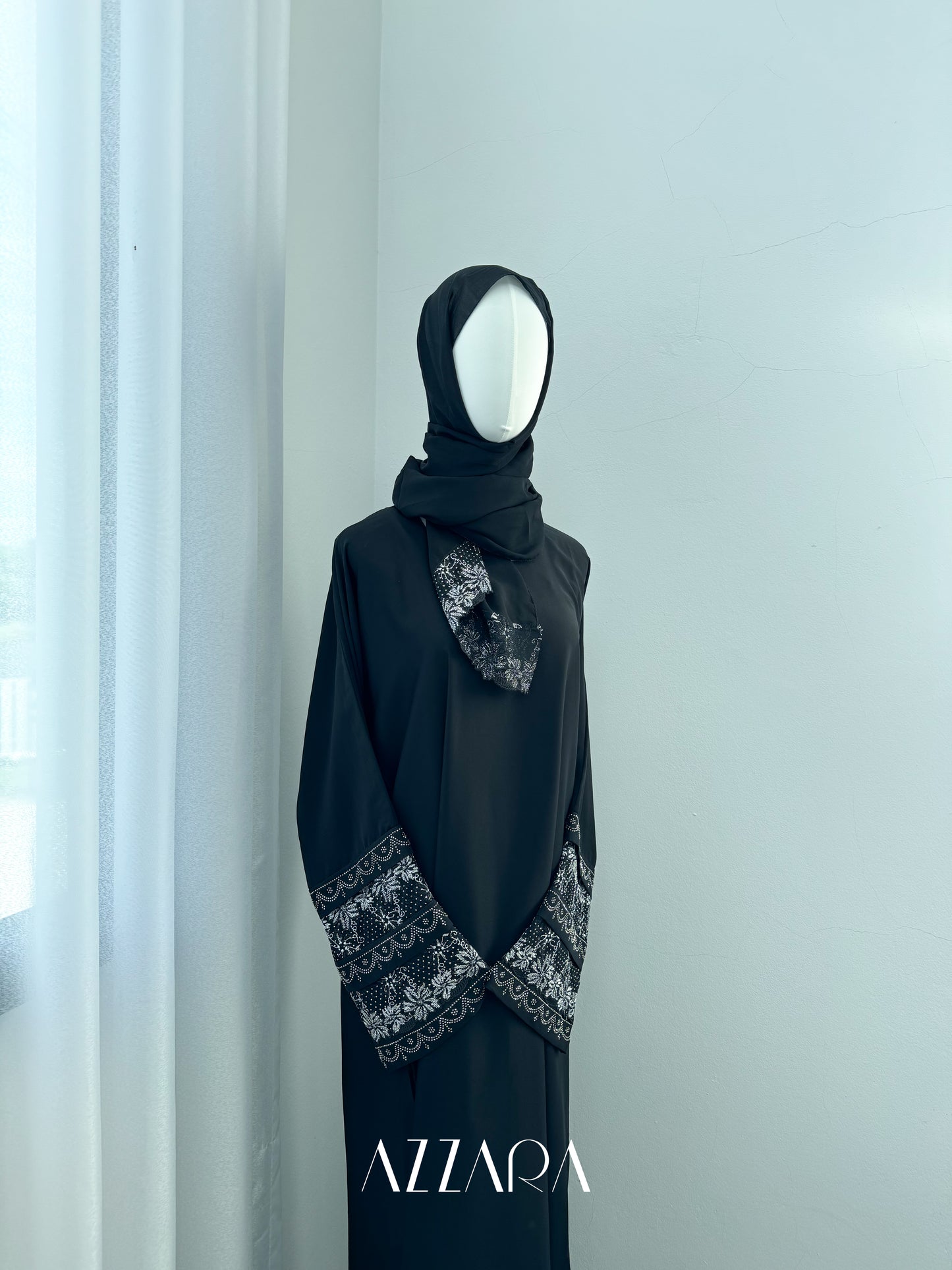 (G013) Syawal Abaya - Layered Laces in Black