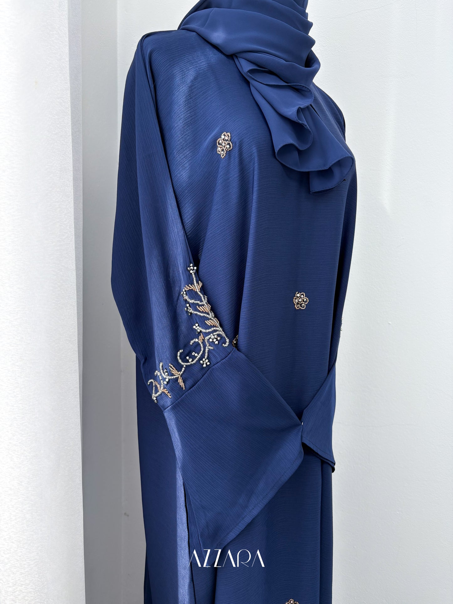 (N023) Zahraat - Azure (Navy Blue)