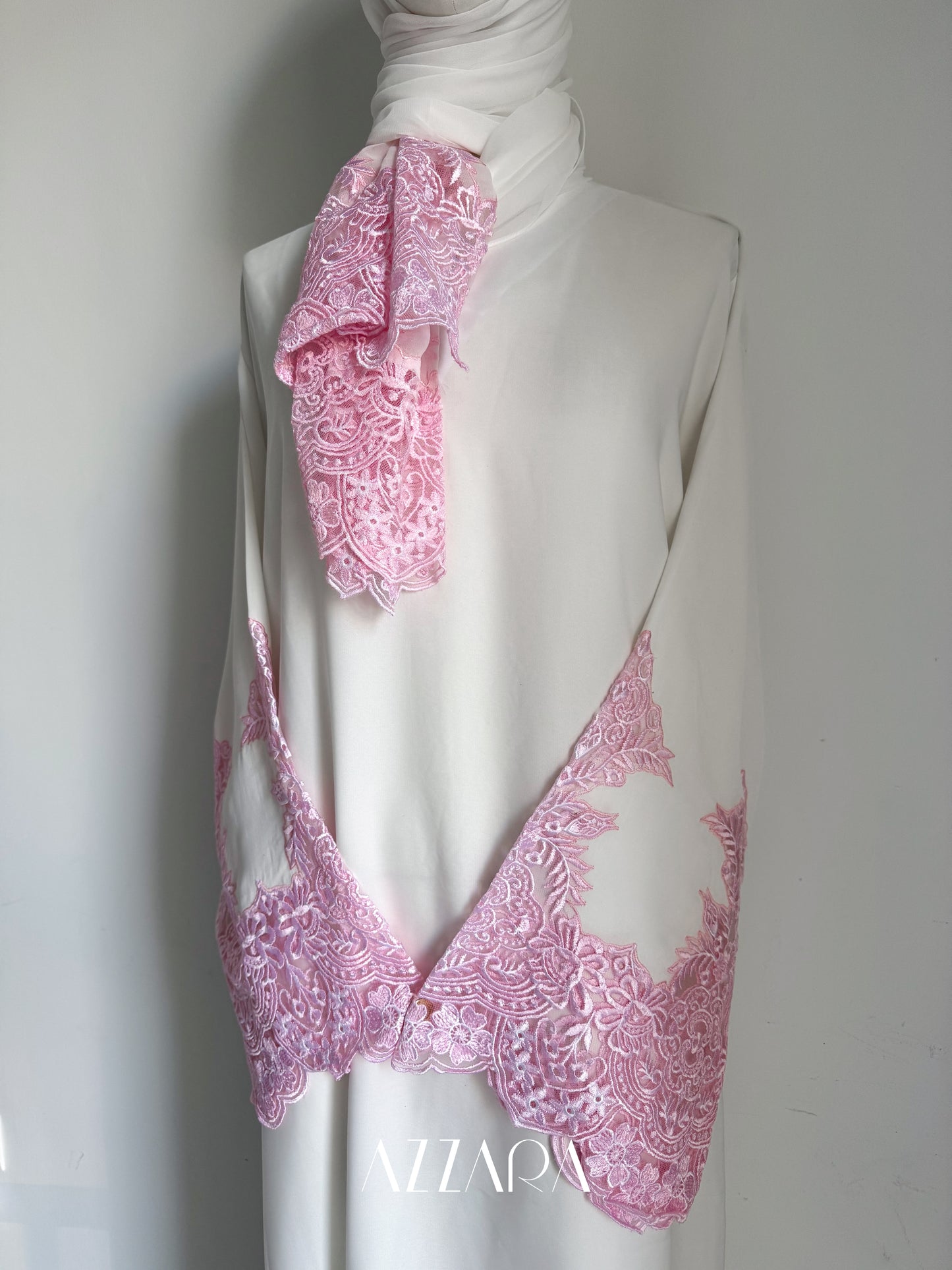 Laces Galore (C019) - White + Pink Laces