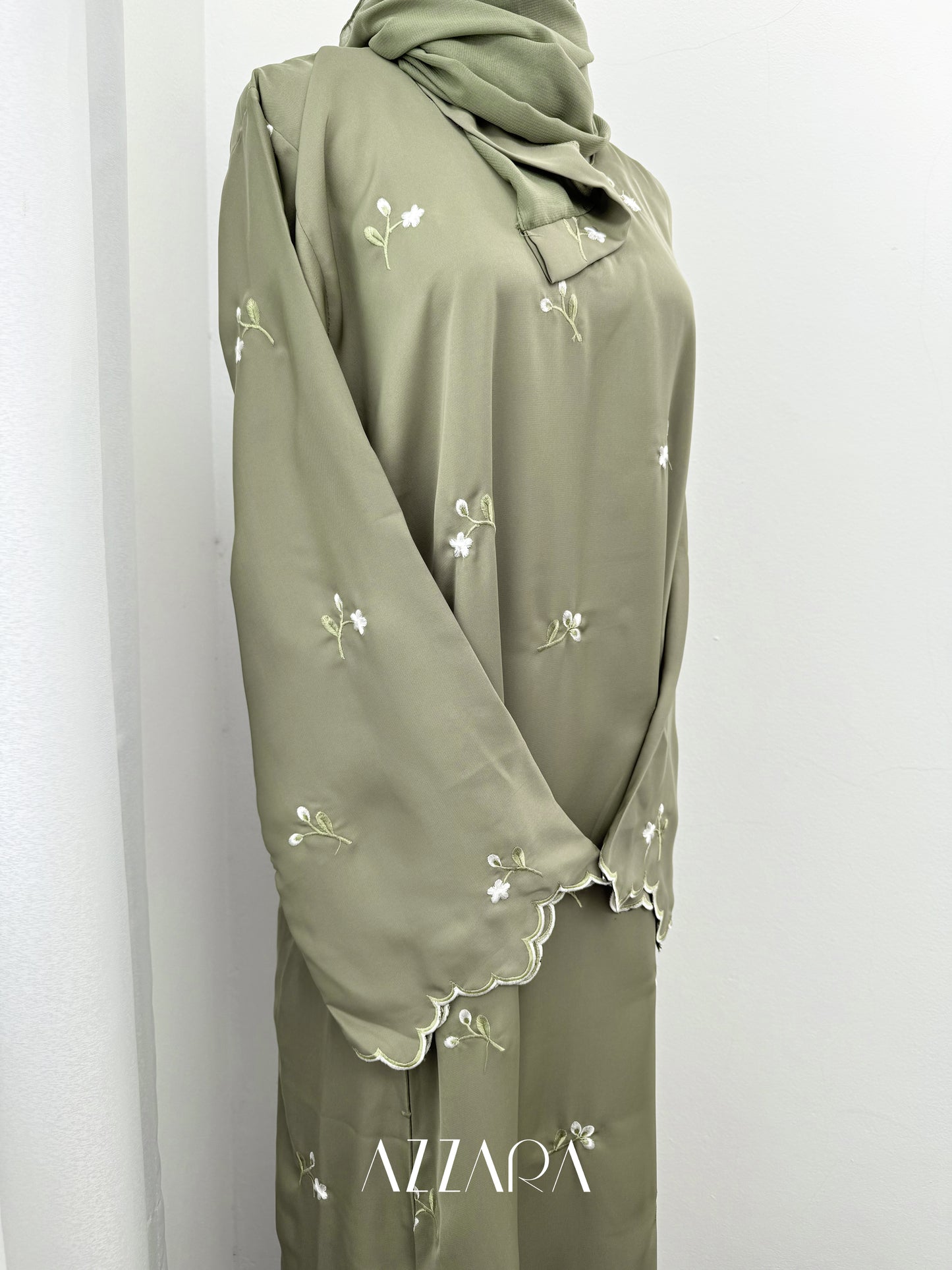 (G029) Syawal Abaya - Patching Mini Flowers in Green