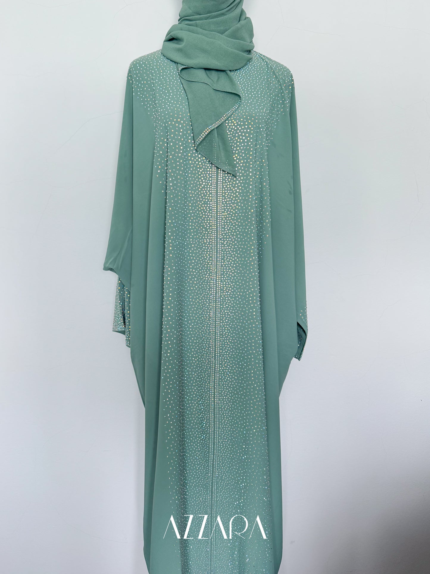 (B026) Straight Crystals Luxe in Greenish Teal
