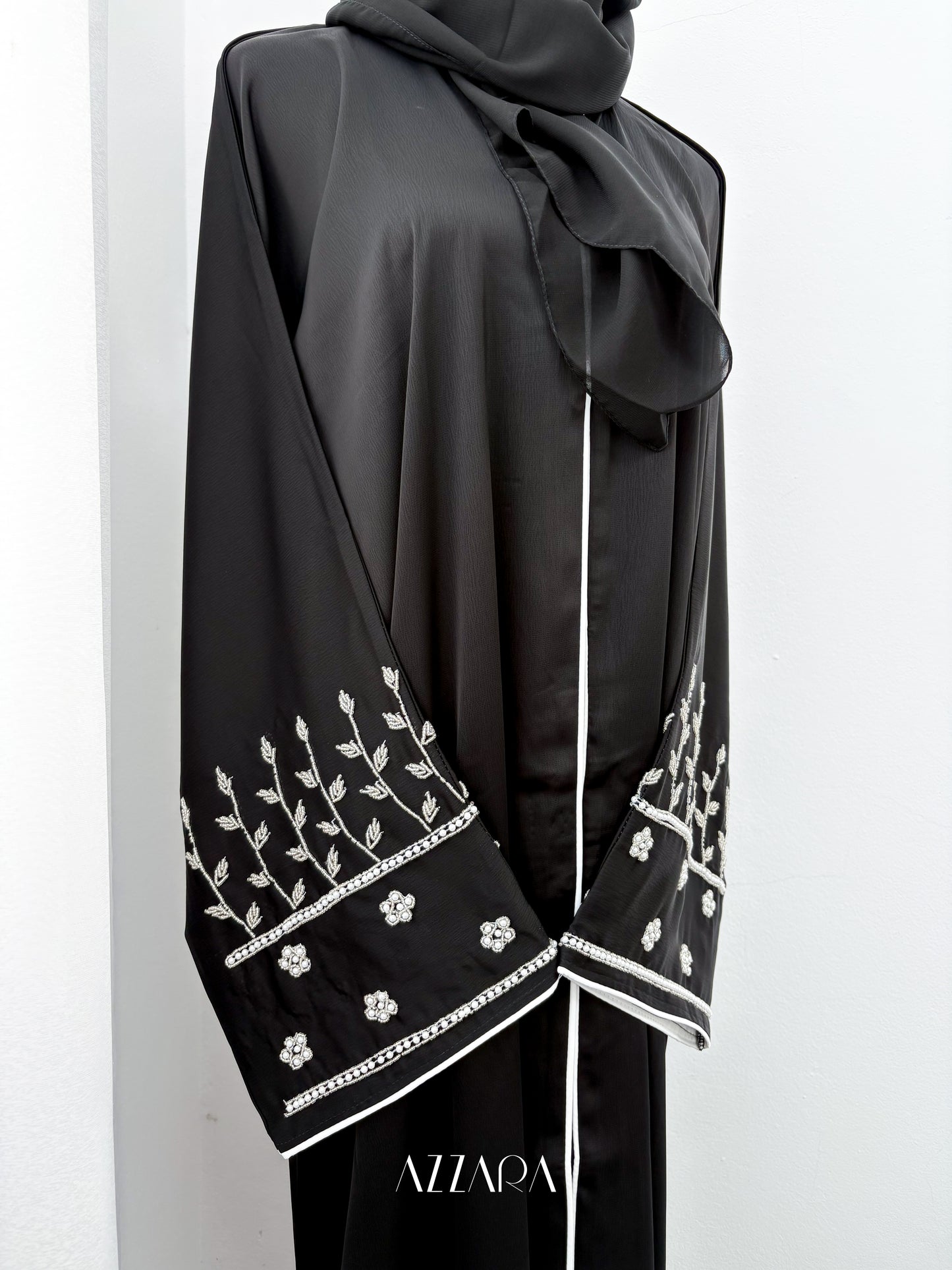 Sahara Abaya (D068) - Handworks Abaya (Black)