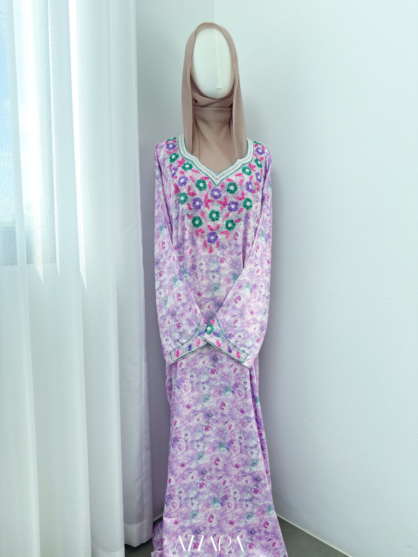 M034 - Exclusive Mukhawar (RTW)