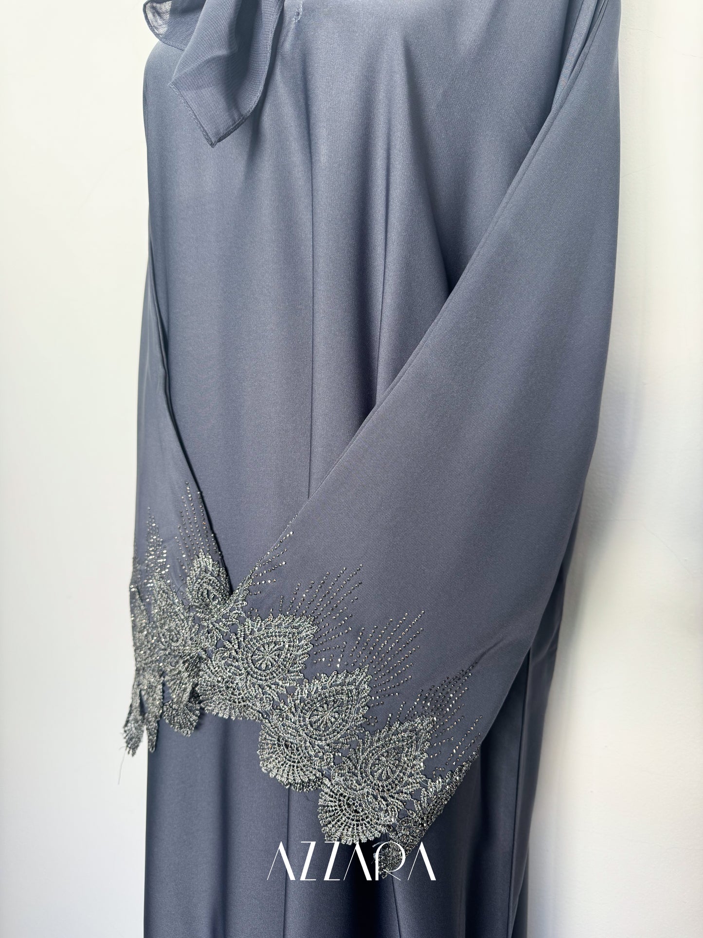 Laces Galore (C047) - Dark Gray