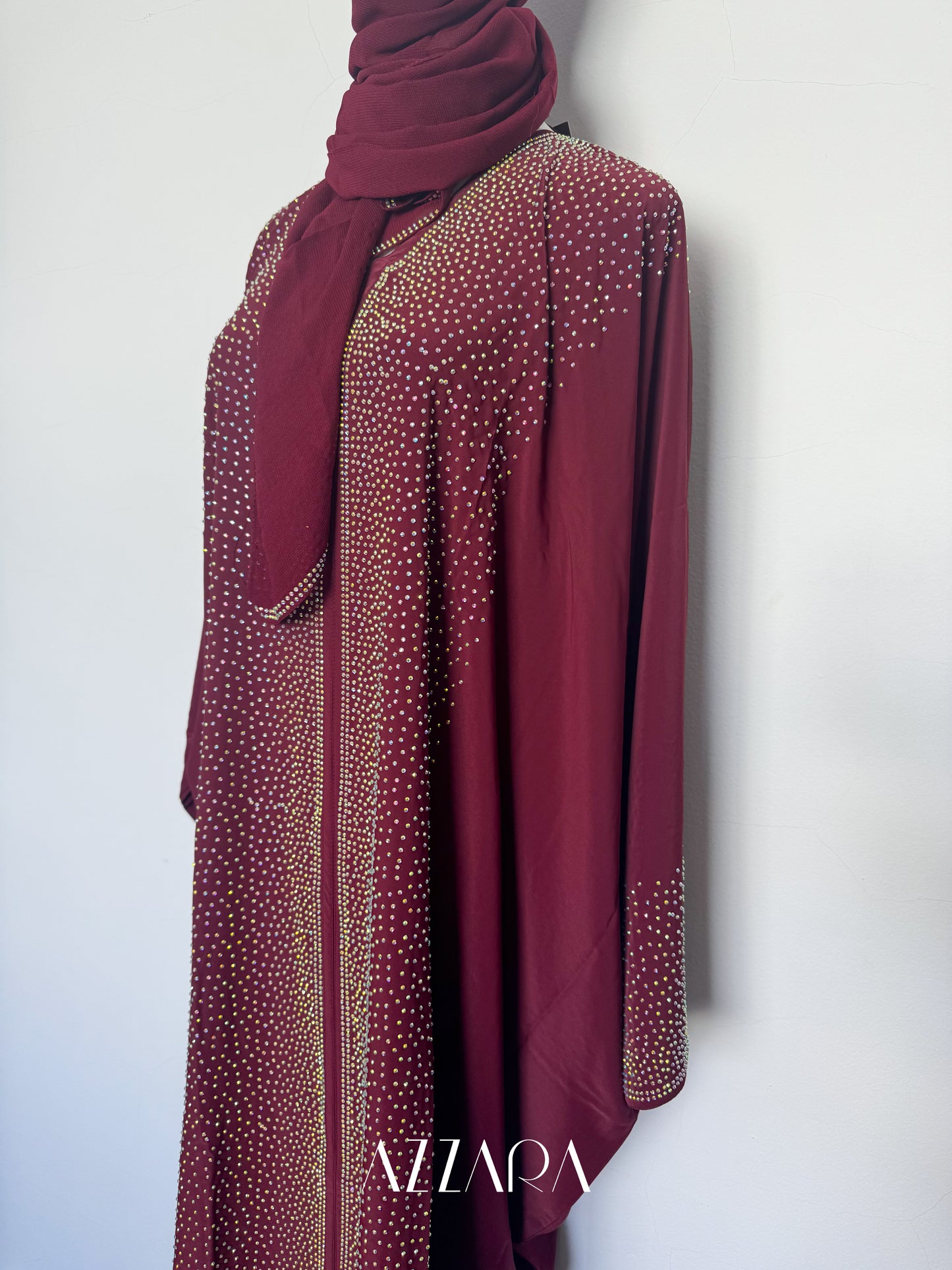 (B044) Straight Crystals Luxe in Maroon Oak