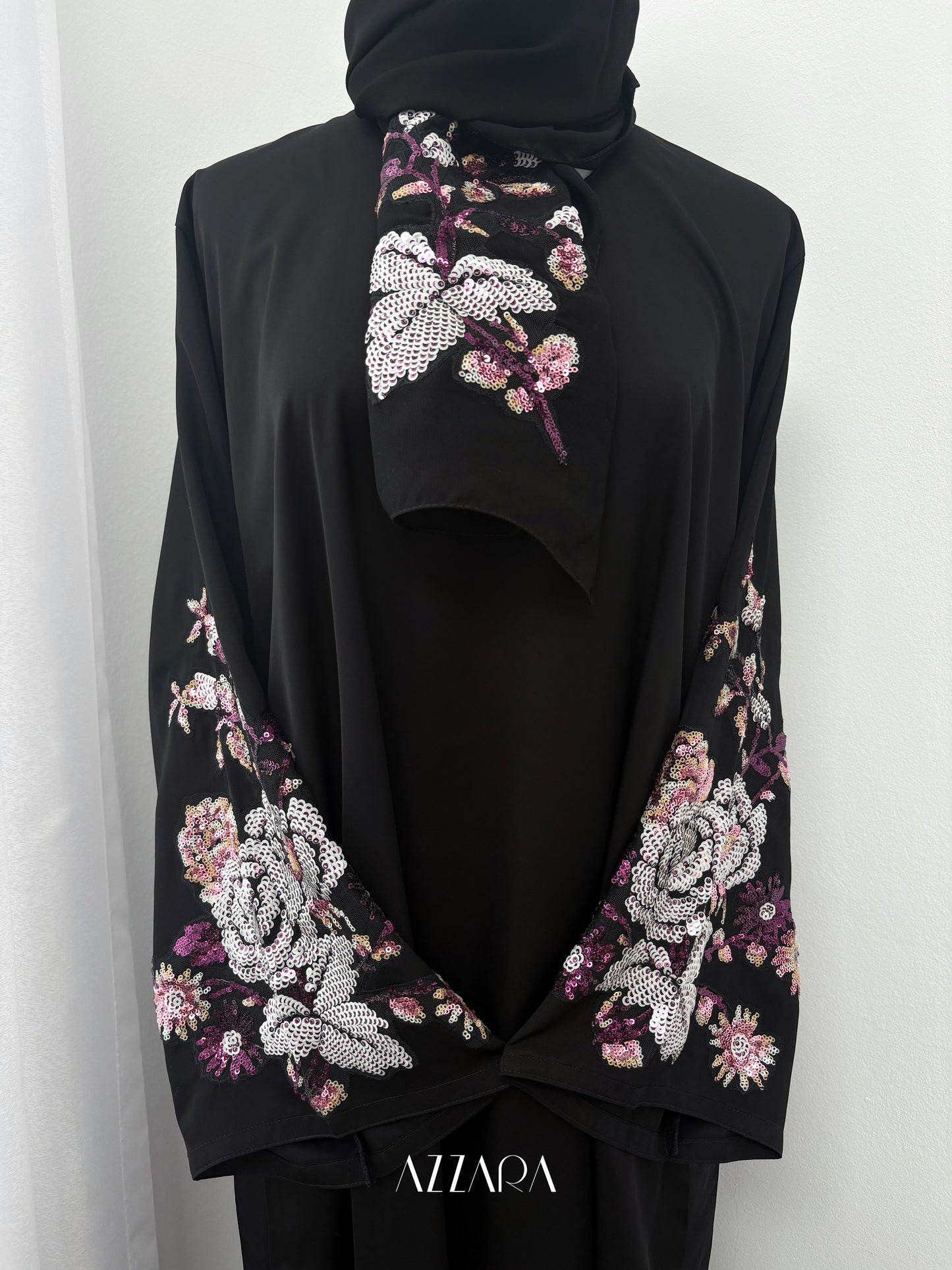 Zahra (F020) - Black Labuci Patching