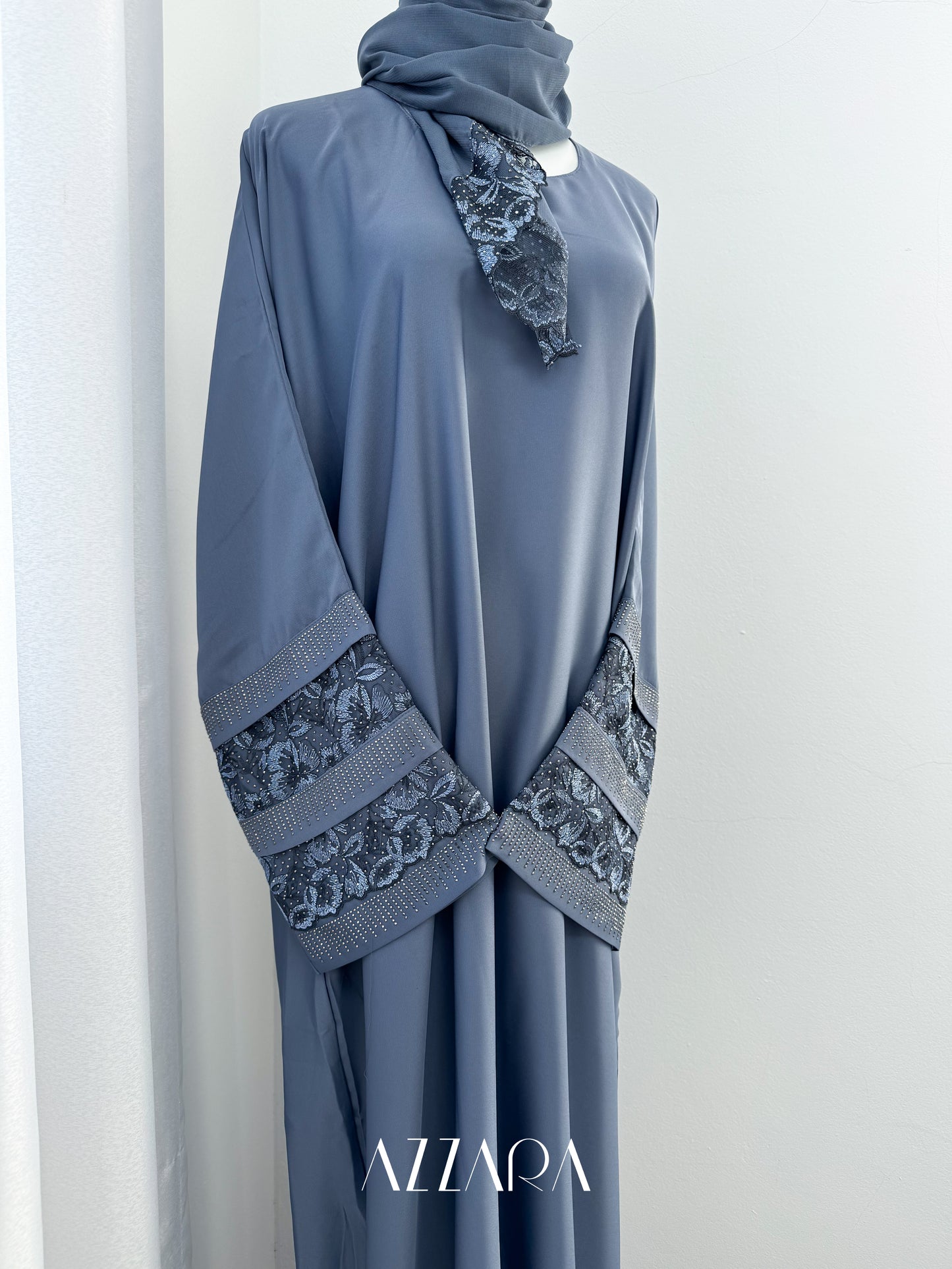 (G016) Syawal Abaya - Layered Laces in Egyptian Blue