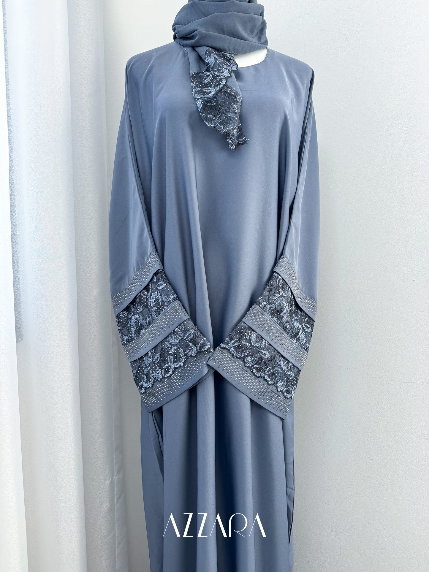 (G016) Syawal Abaya - Layered Laces in Egyptian Blue