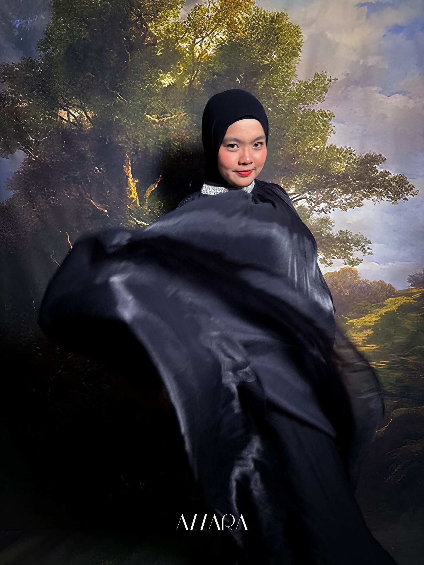(N029) Nura Elira Summer - Raven Black
