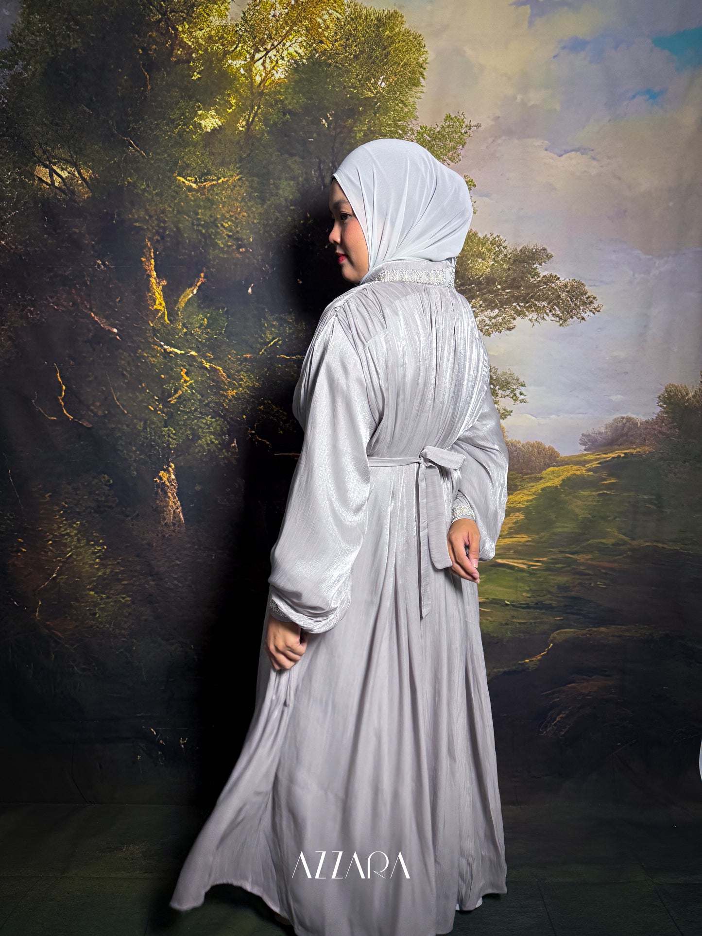 (N028) Nura Elira Summer - Dim Gray