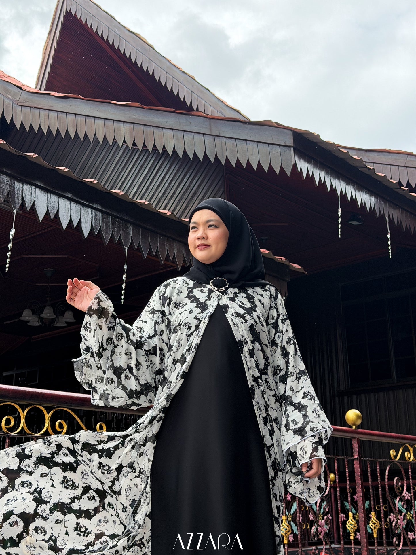 (N066) Raya Rossa - The Klasik Chiffon in Monochrome