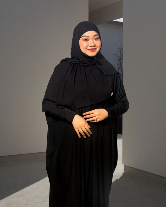 M040 - Azzara Casual in Black