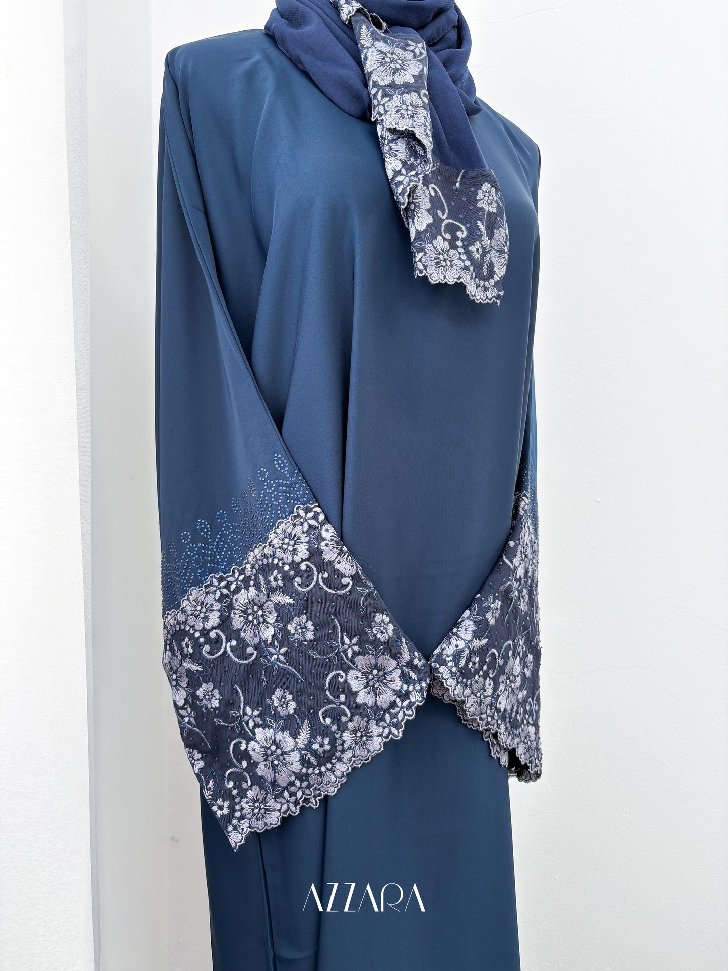 (D074) Sahara Abaya - Mondrian Blue