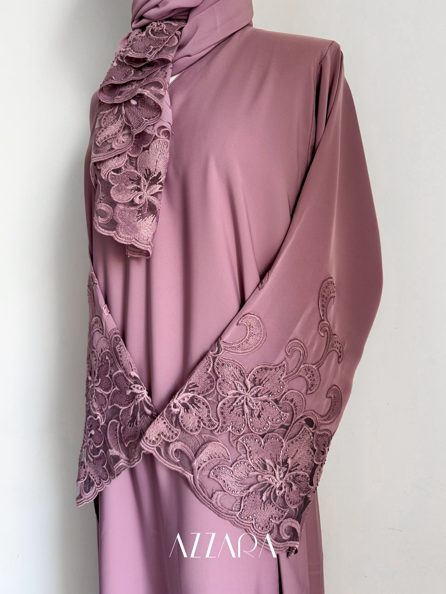 Laces Galore (C013) - Purple Beads