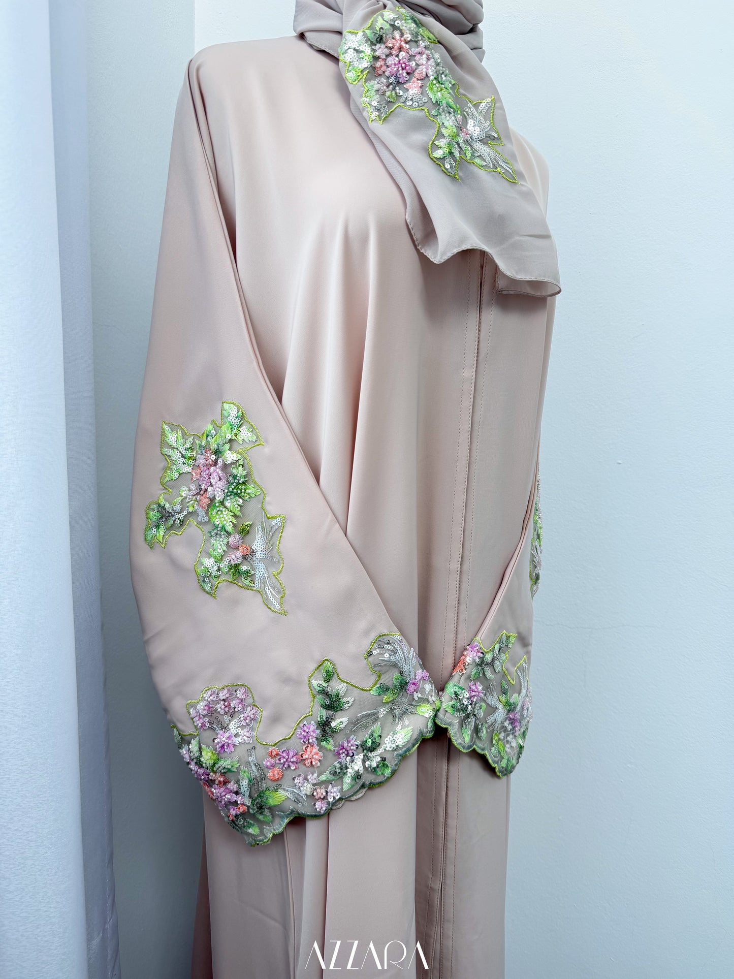 (D093) Sahara Abaya - Exclusive Beige Abaya