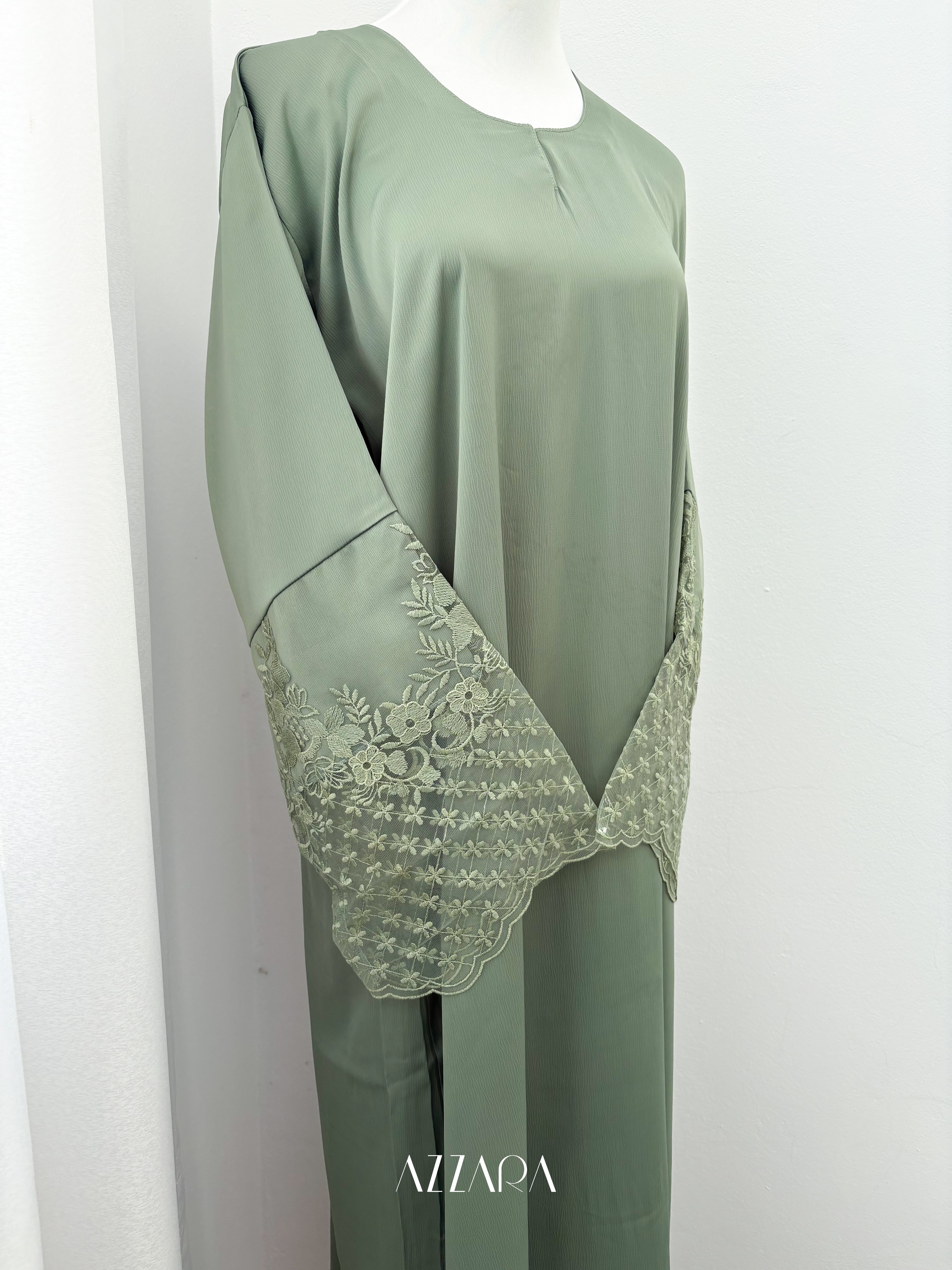 D071) Sahara Abaya - Green lace abaya (No Hijab) – Azzara