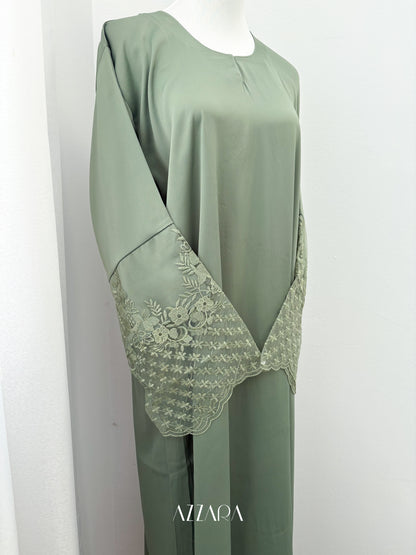 (D071) Sahara Abaya - Green lace abaya (No Hijab)