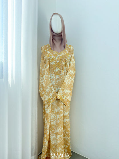 M020 - Exclusive Mukhawar (RTW)