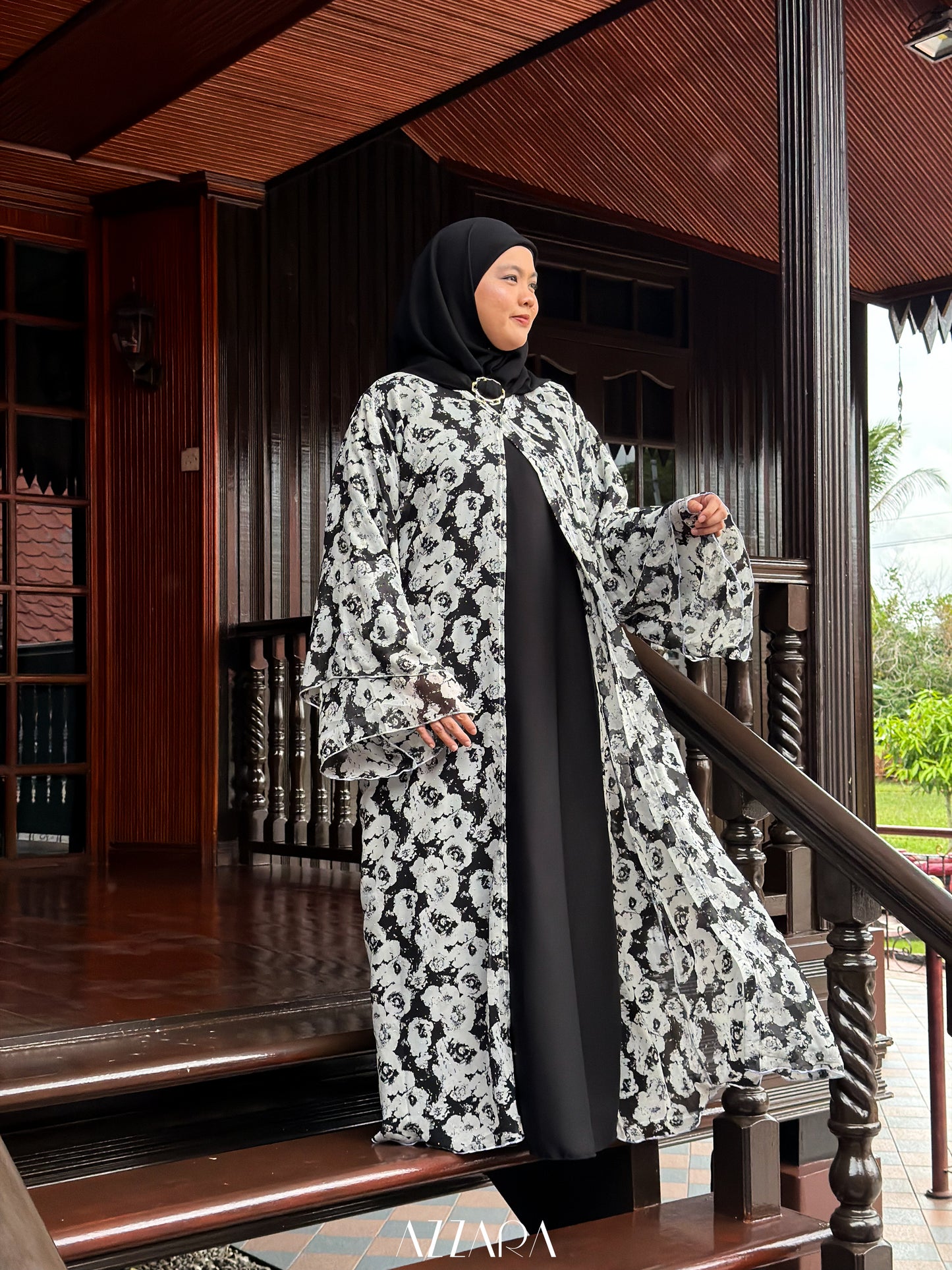 (N066) Raya Rossa - The Klasik Chiffon in Monochrome