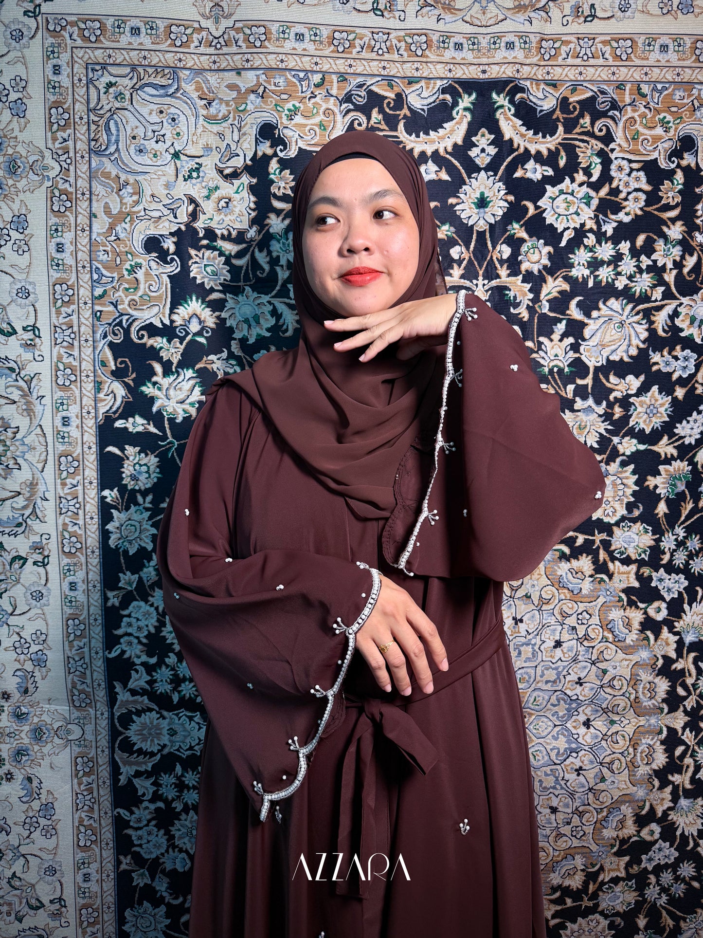 (N012) Puteri in Rich Brown