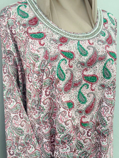 M032 - Exclusive Mukhawar (RTW)