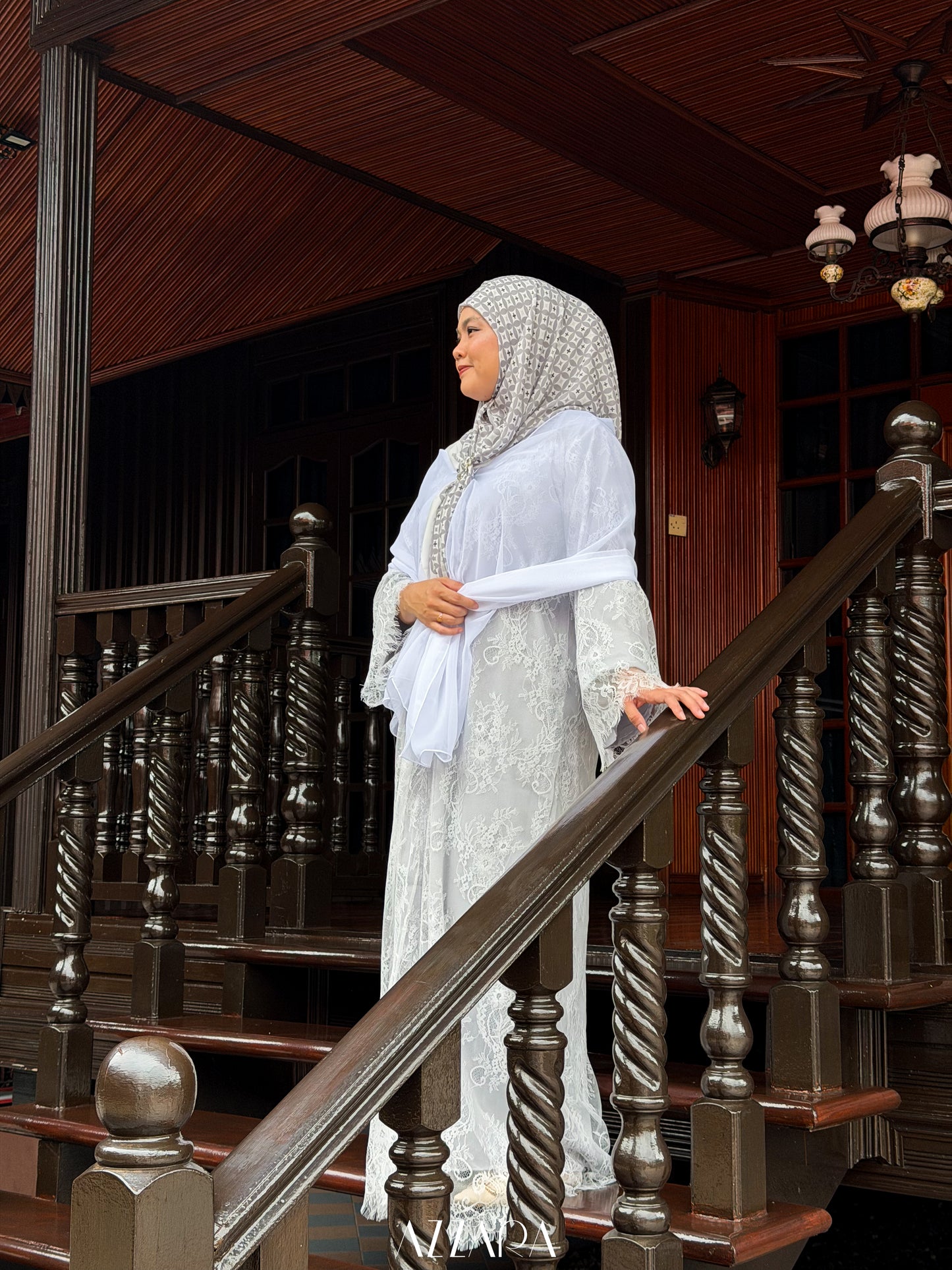 (N060) Raya Rossa - Roseburry English Lace (Light Grey)