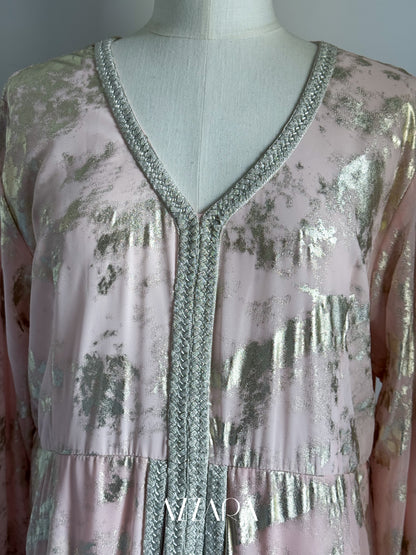 (B016) Fez Royale in Rose Blush