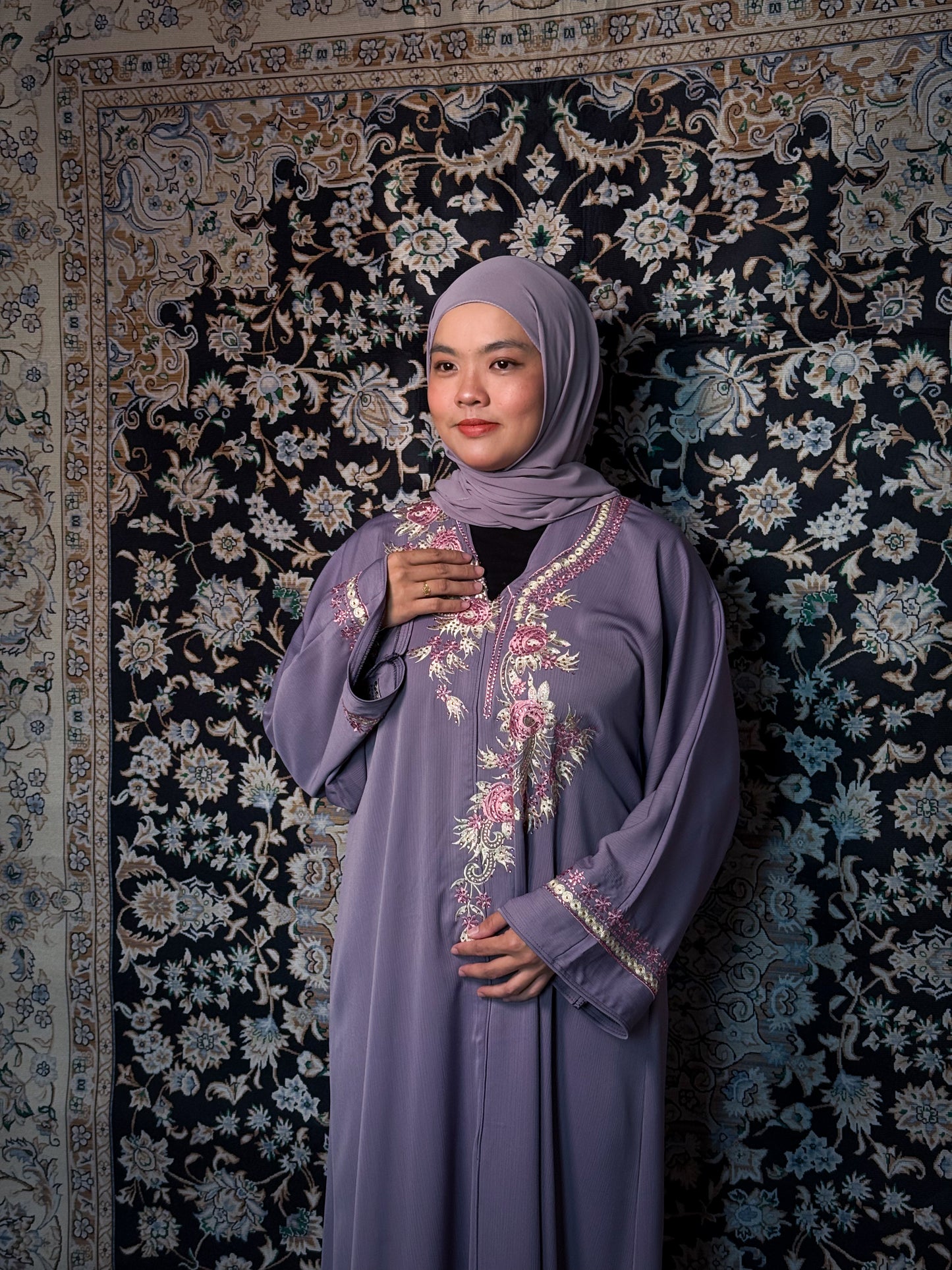 (N001) Luna Raudha - Dusty Purple Embroidery + Crystal Stone